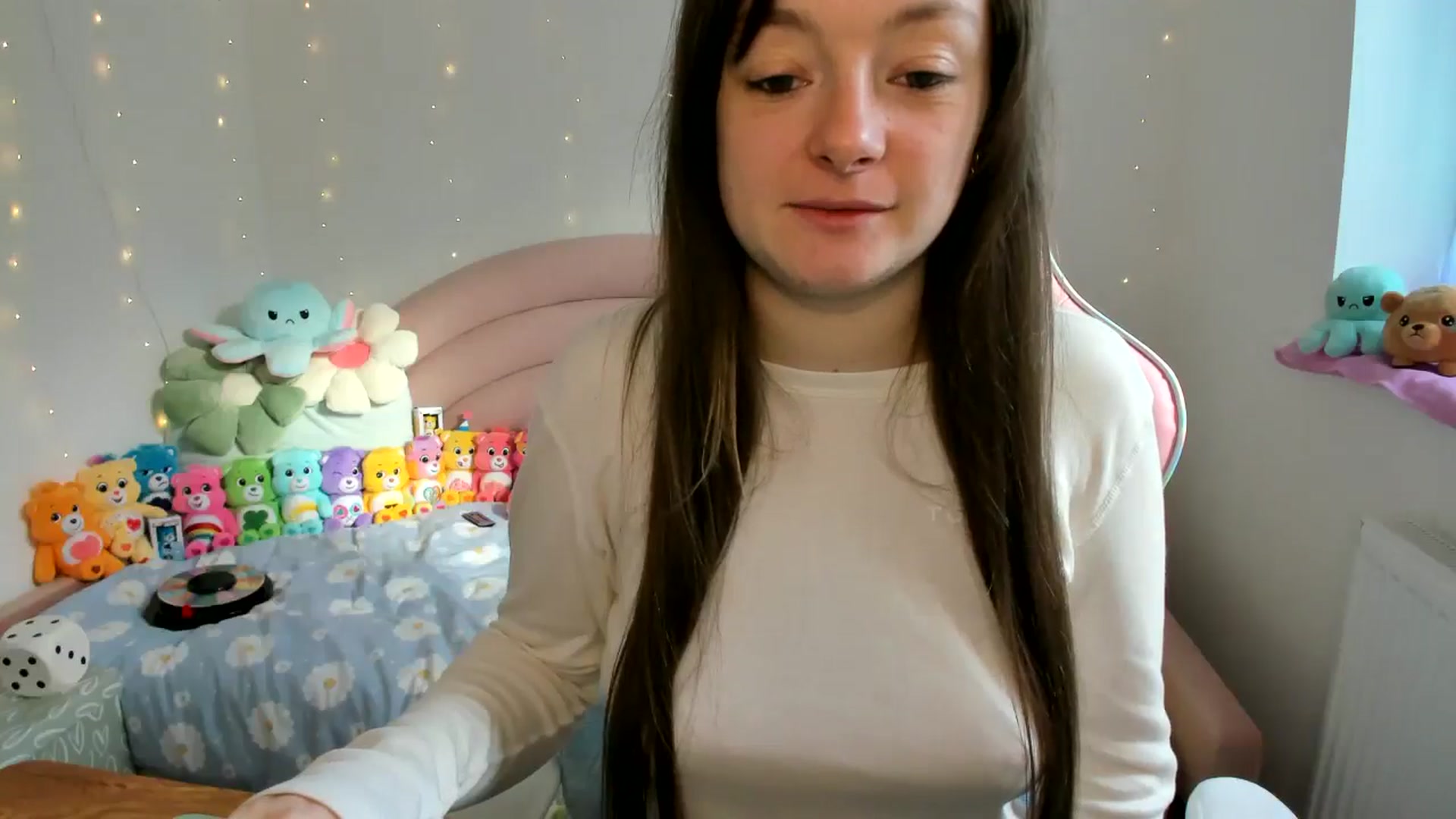 Gallery image thumbnail from JessieBear_'s myfreecams stream on, 10/11/2024, 10:21 image 9 of 20