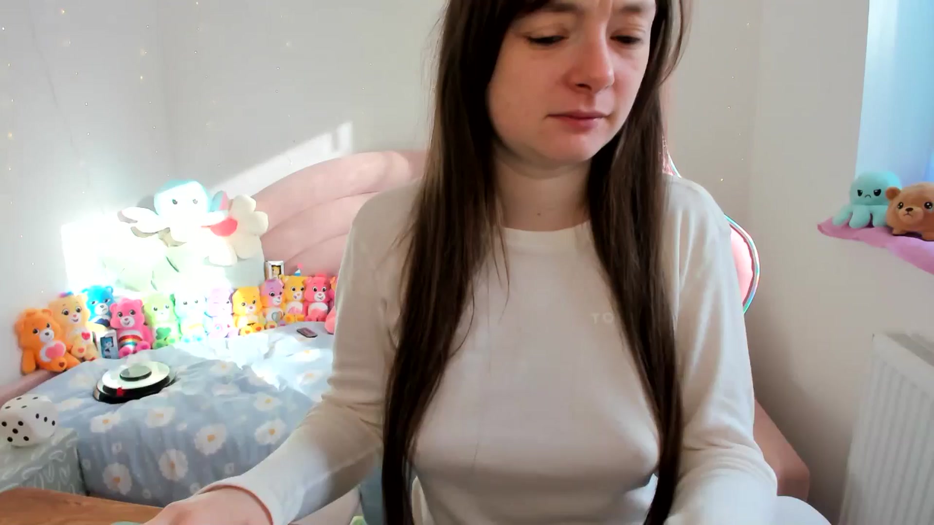Gallery image thumbnail from JessieBear_'s myfreecams stream on, 10/11/2024, 10:21 image 1 of 20
