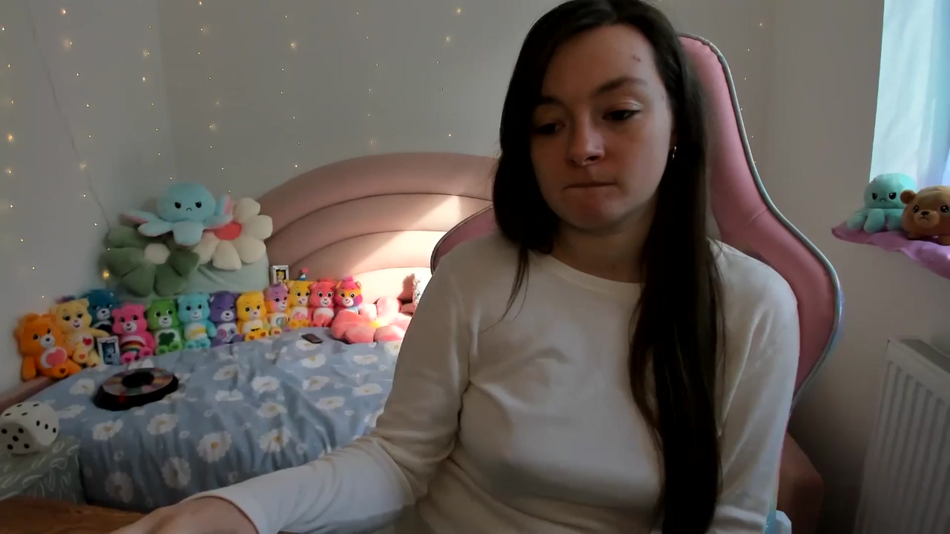 Gallery image thumbnail from JessieBear_'s myfreecams stream on, 10/11/2024, 10:47 image 10 of 20