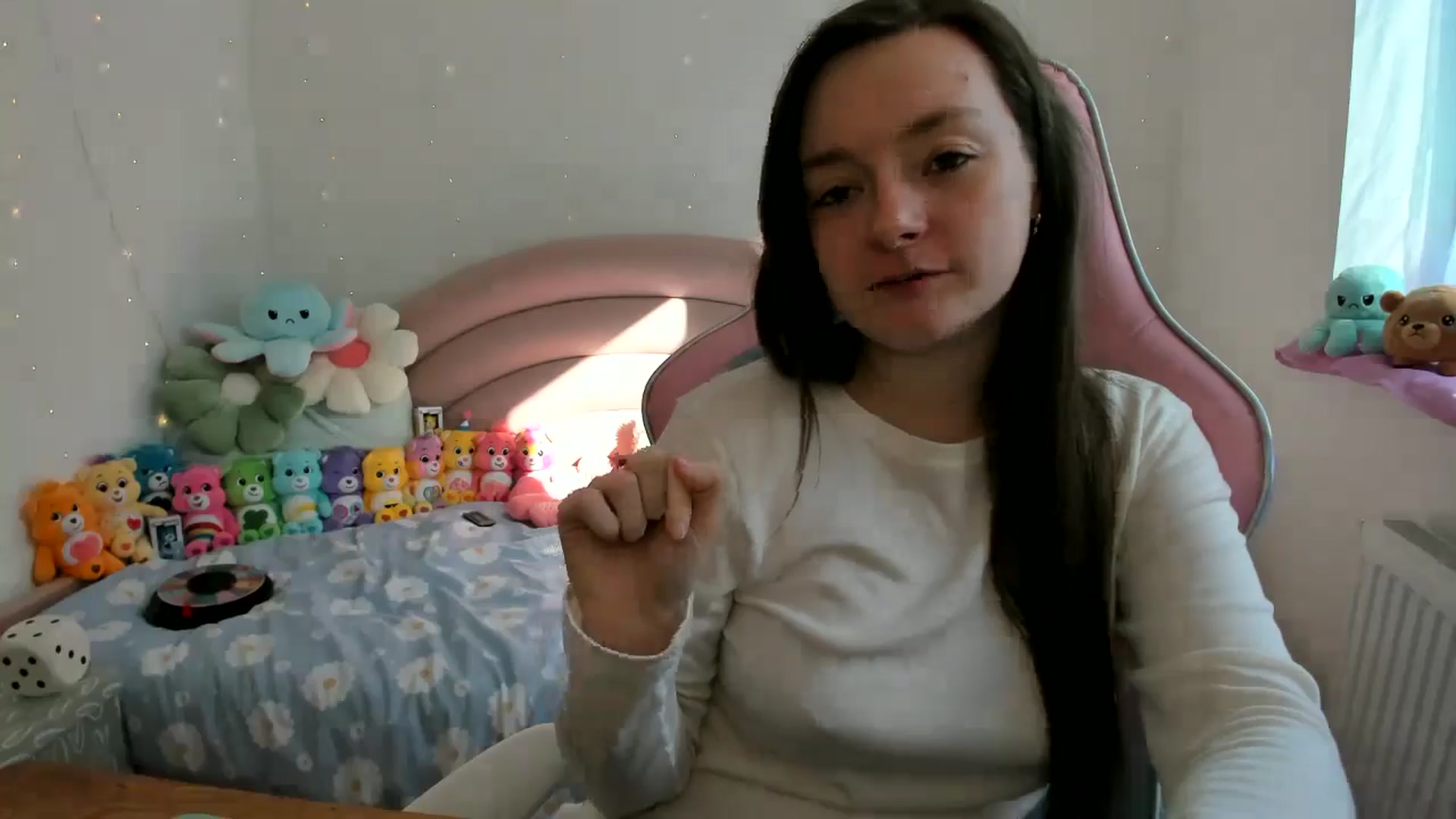 Gallery image thumbnail from JessieBear_'s myfreecams stream on, 10/11/2024, 10:47 image 5 of 20