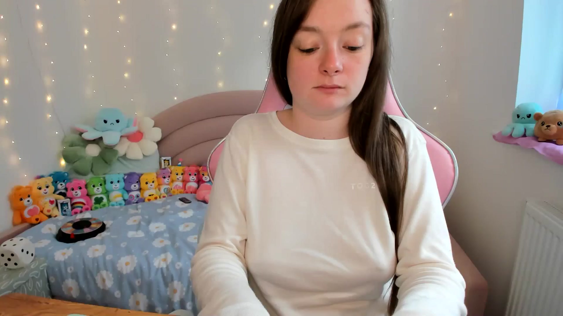 Gallery image thumbnail from JessieBear_'s myfreecams stream on, 10/11/2024, 14:08 image 1 of 20