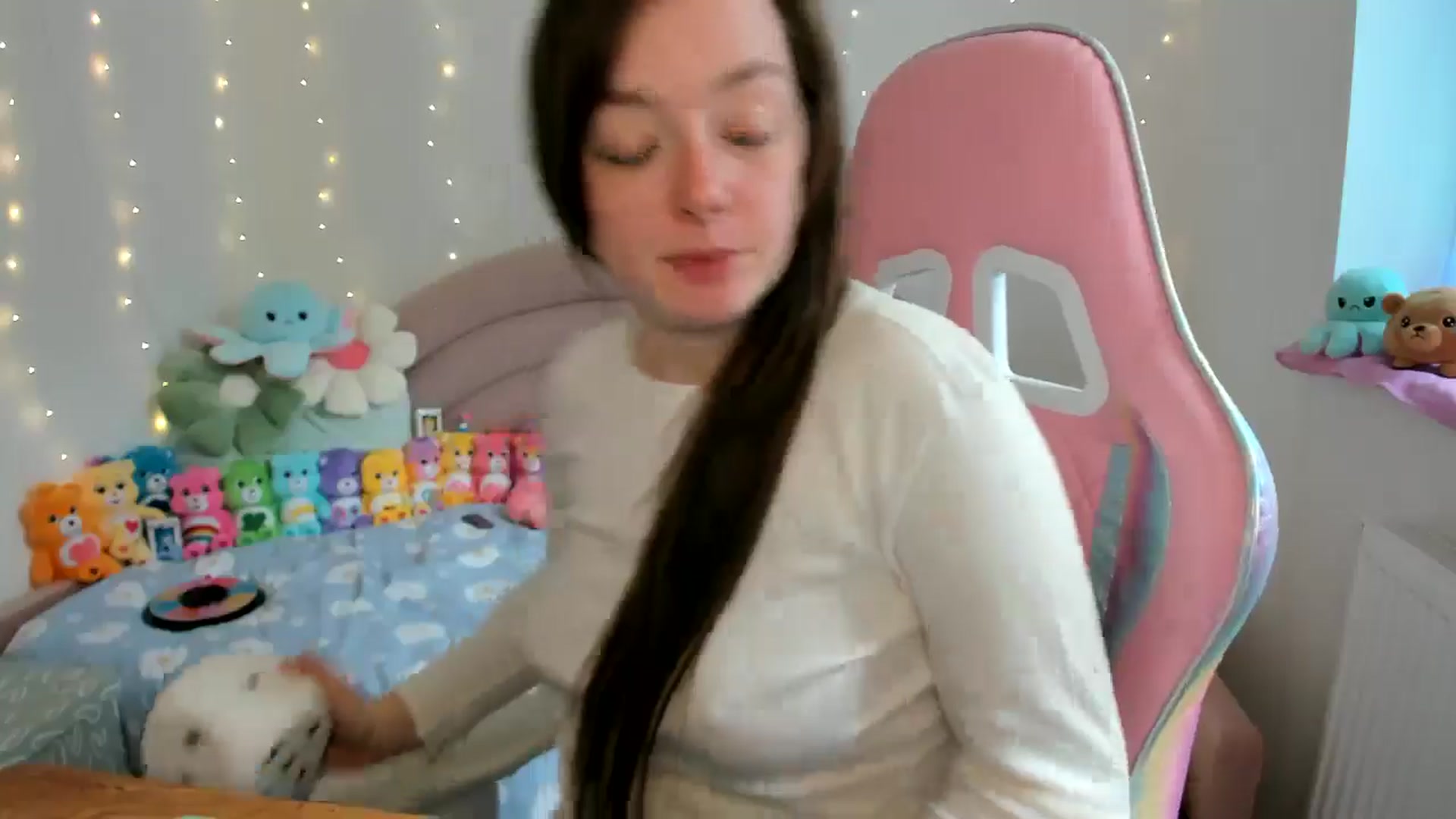 Gallery image thumbnail from JessieBear_'s myfreecams stream on, 10/11/2024, 14:08 image 15 of 20