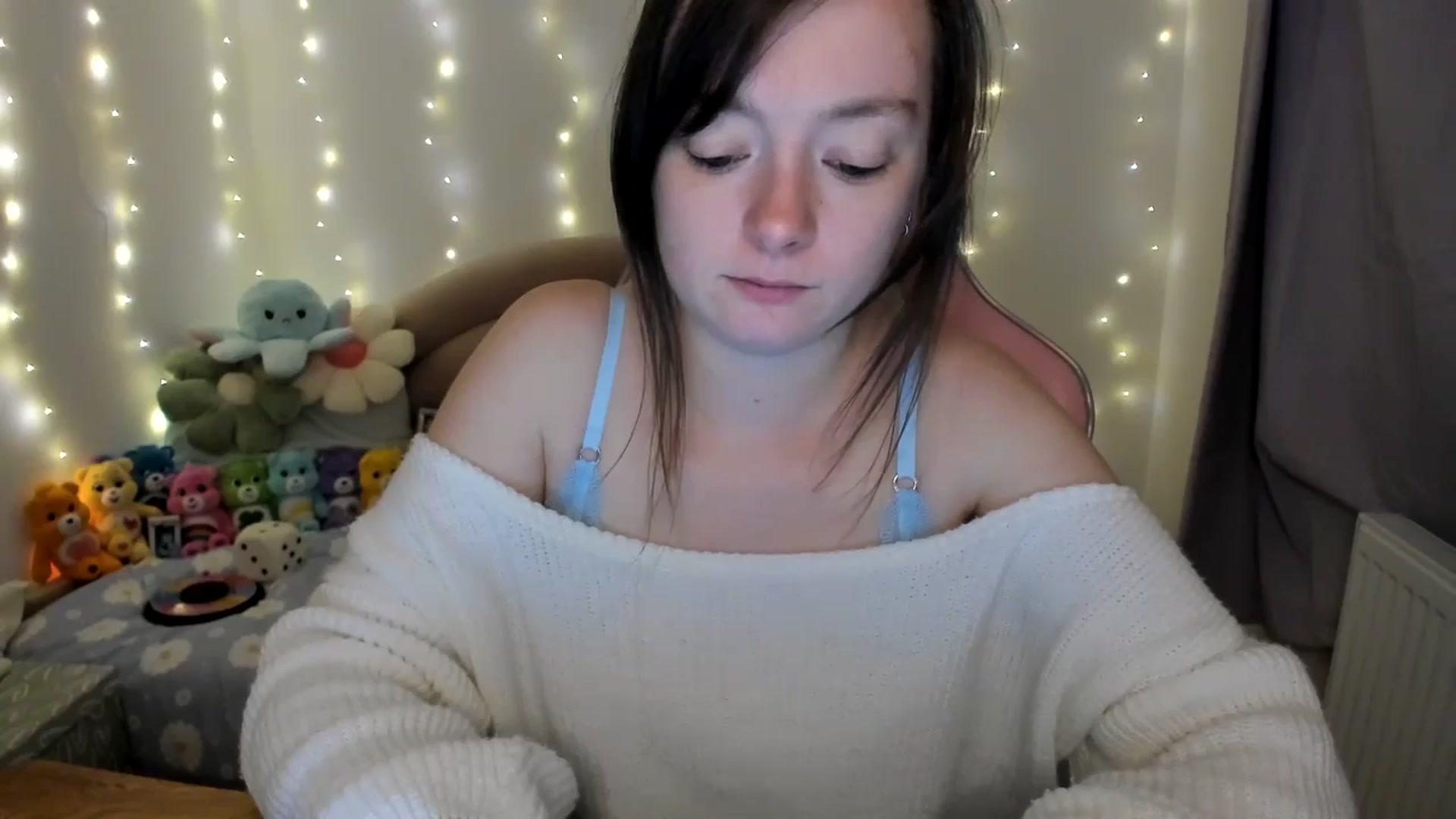 Gallery image thumbnail from JessieBear_'s myfreecams stream on, 10/12/2024, 18:39 image 2 of 20