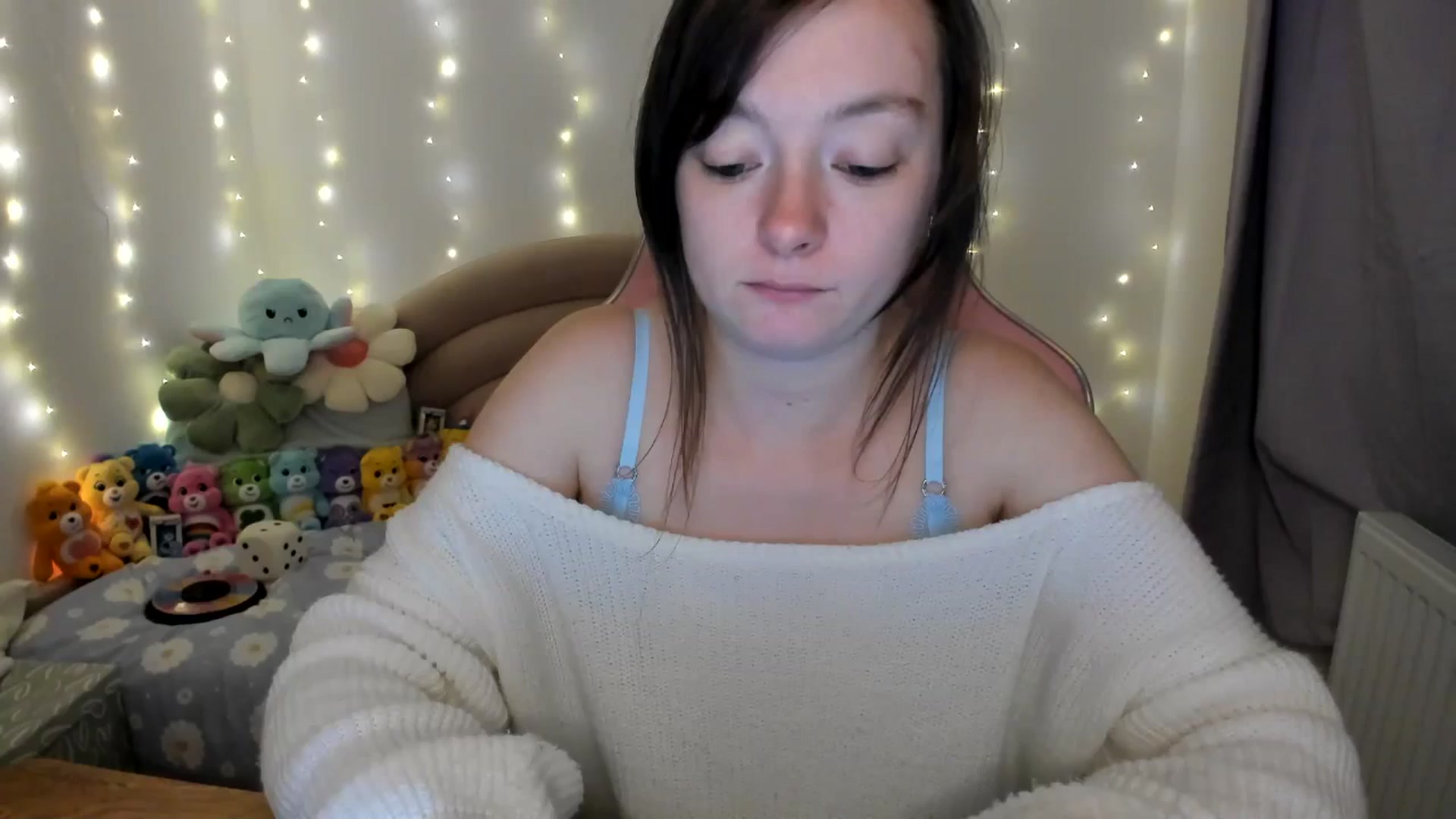 Gallery image thumbnail from JessieBear_'s myfreecams stream on, 10/12/2024, 18:39 image 1 of 20