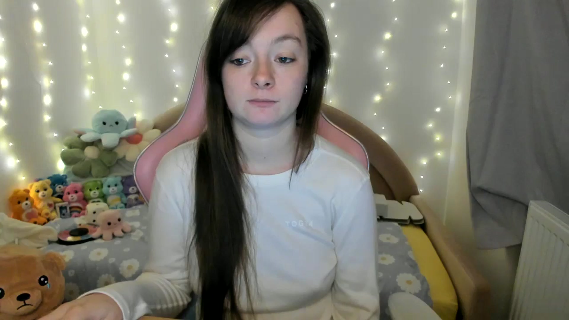 Gallery image thumbnail from JessieBear_'s myfreecams stream on, 10/15/2024, 17:30 image 8 of 20