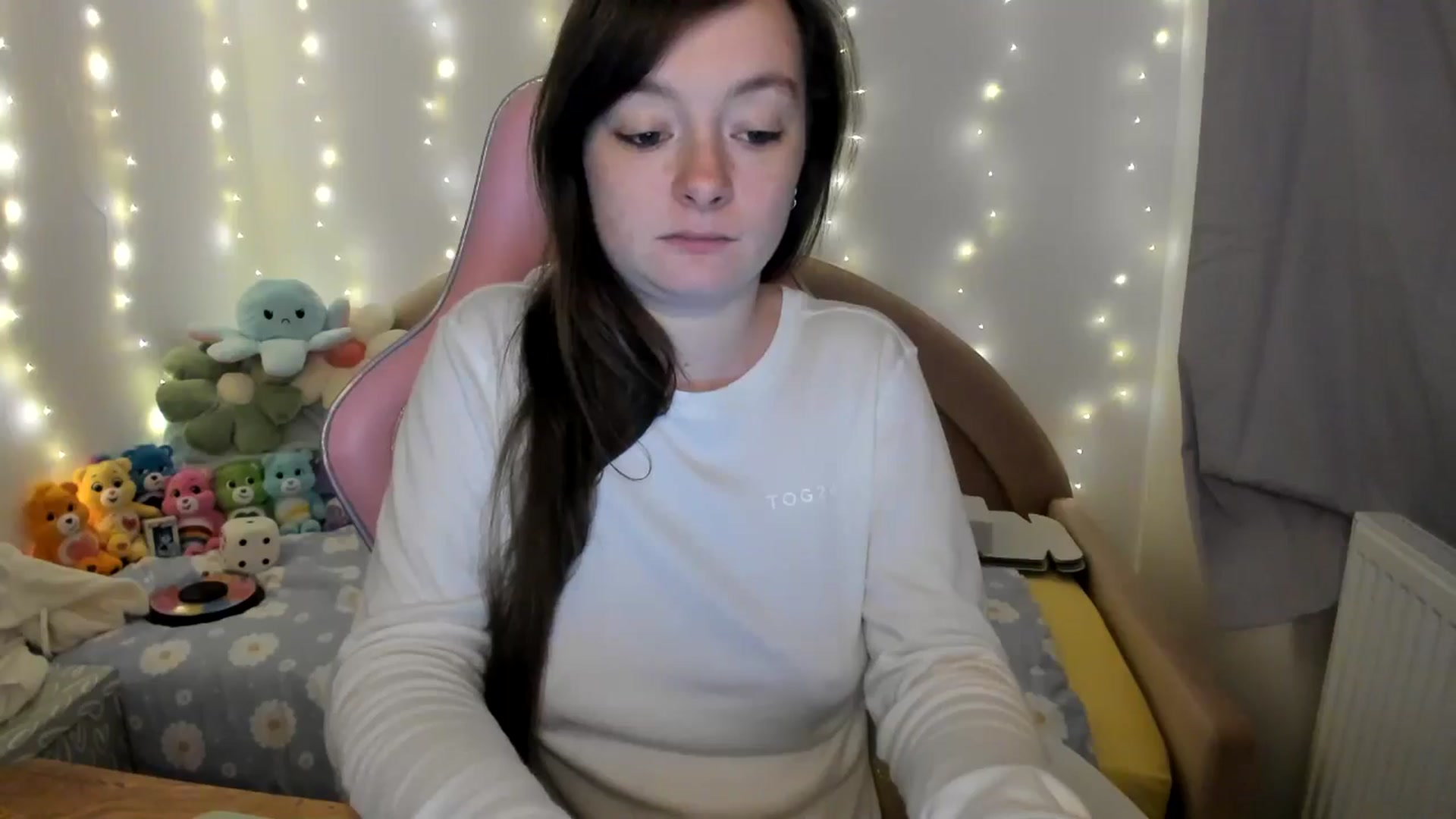 Gallery image thumbnail from JessieBear_'s myfreecams stream on, 10/15/2024, 17:30 image 3 of 20
