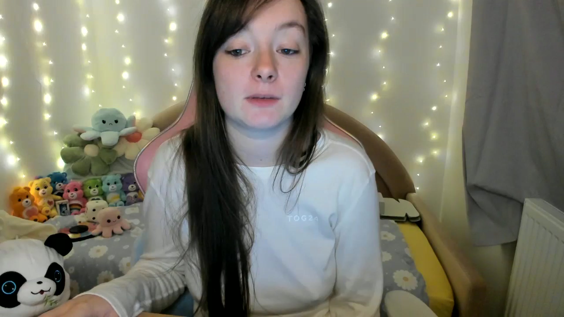 Gallery image thumbnail from JessieBear_'s myfreecams stream on, 10/15/2024, 17:30 image 20 of 20