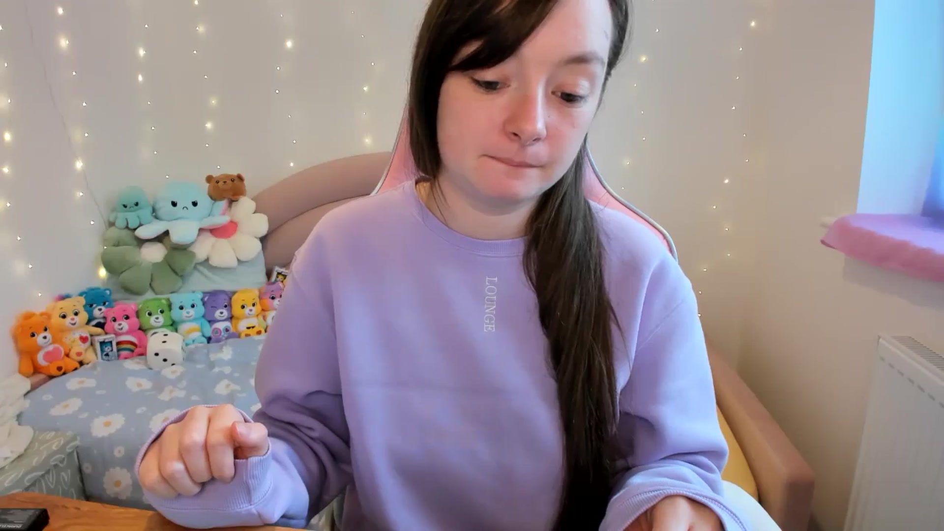 Gallery image thumbnail from JessieBear_'s myfreecams stream on, 10/18/2024, 14:20 image 20 of 20
