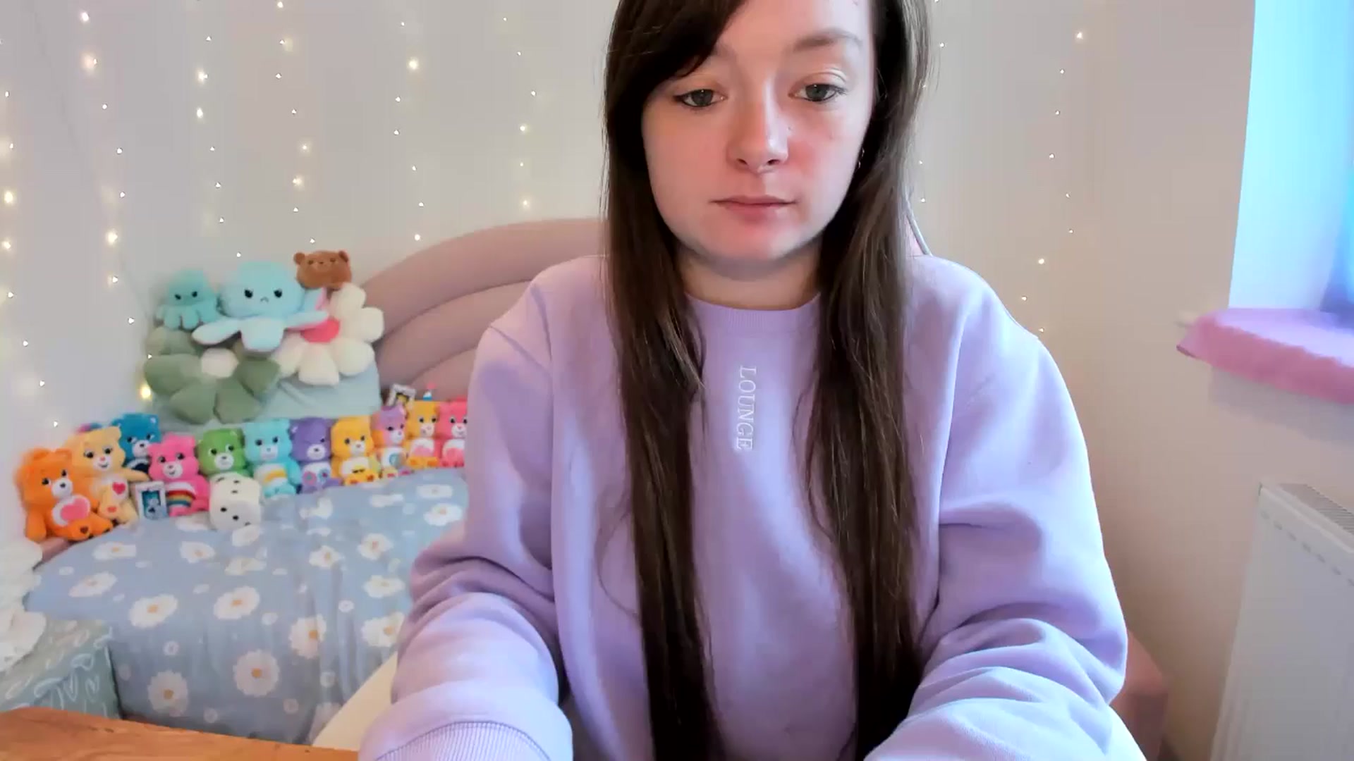 Gallery image thumbnail from JessieBear_'s myfreecams stream on, 10/18/2024, 14:20 image 1 of 20