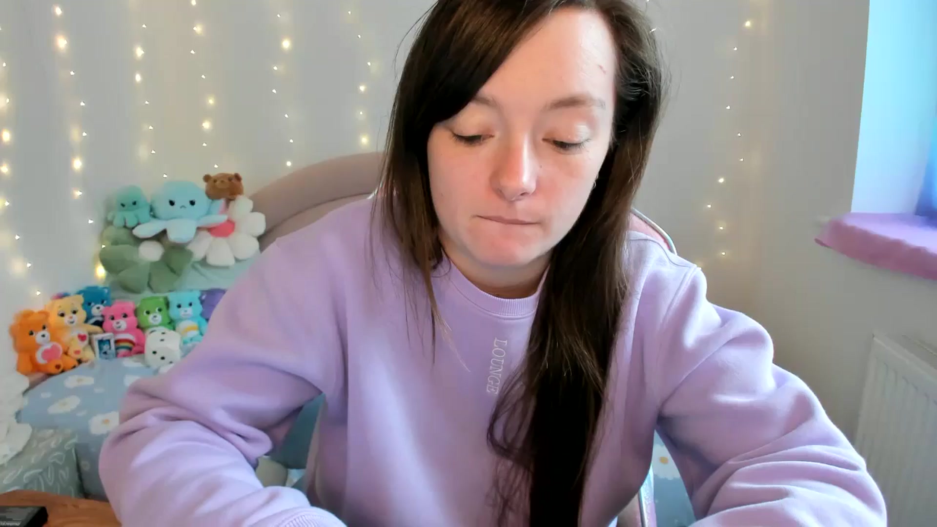Gallery image thumbnail from JessieBear_'s myfreecams stream on, 10/18/2024, 15:00 image 20 of 20
