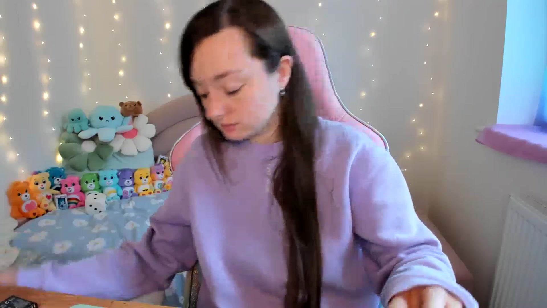 Gallery image thumbnail from JessieBear_'s myfreecams stream on, 10/18/2024, 16:58 image 8 of 20
