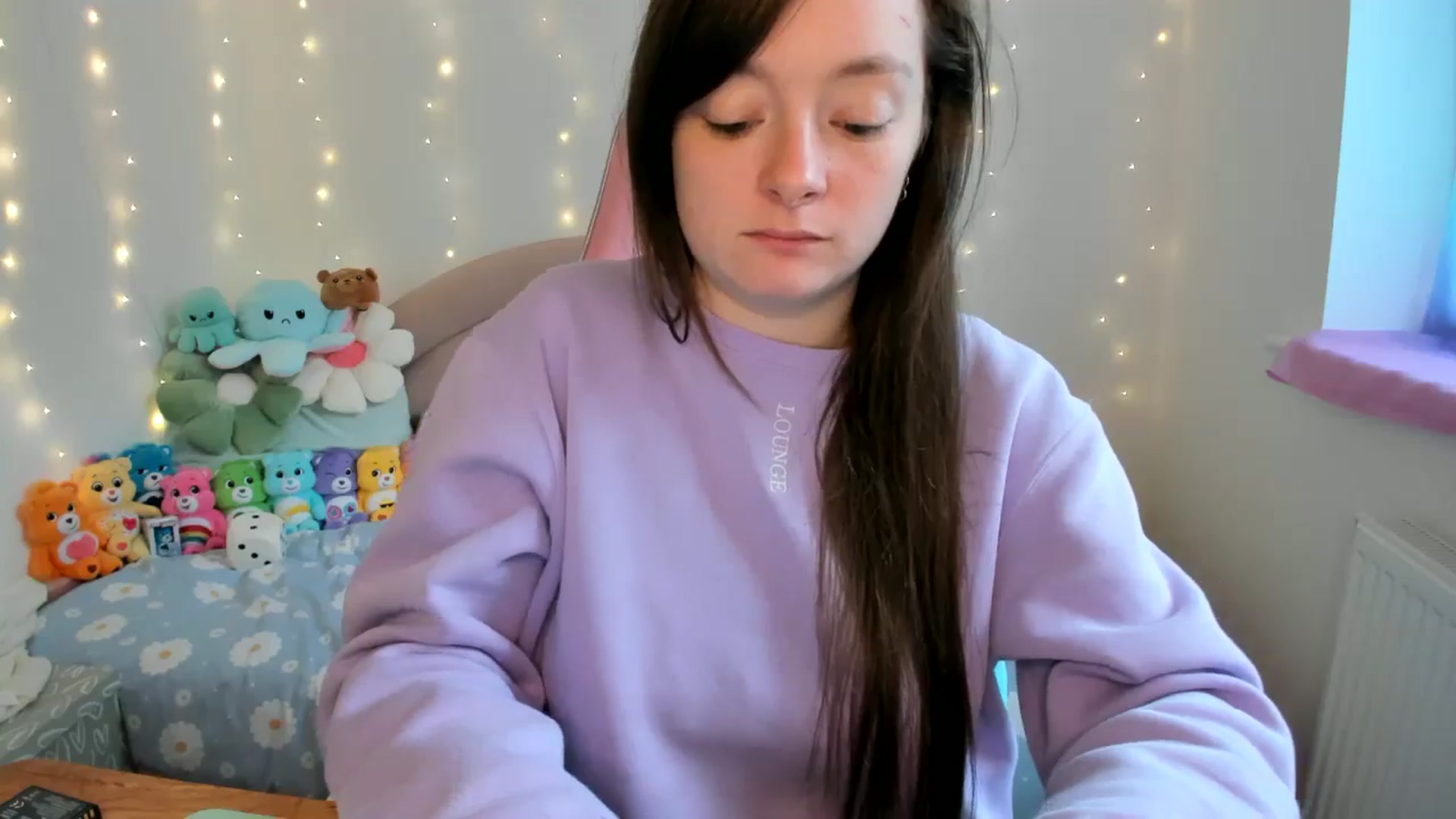 Gallery image thumbnail from JessieBear_'s myfreecams stream on, 10/18/2024, 16:58 image 2 of 20