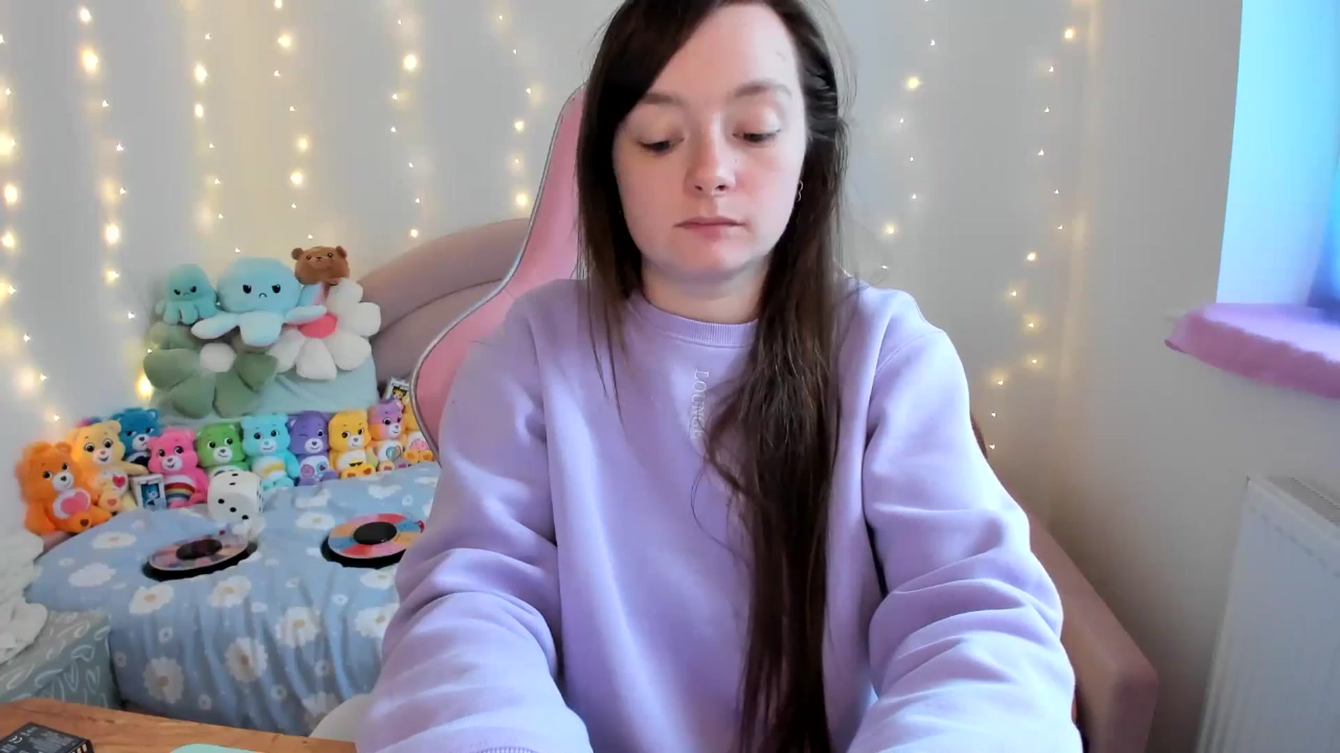 Gallery image thumbnail from JessieBear_'s myfreecams stream on, 10/18/2024, 16:58 image 11 of 20