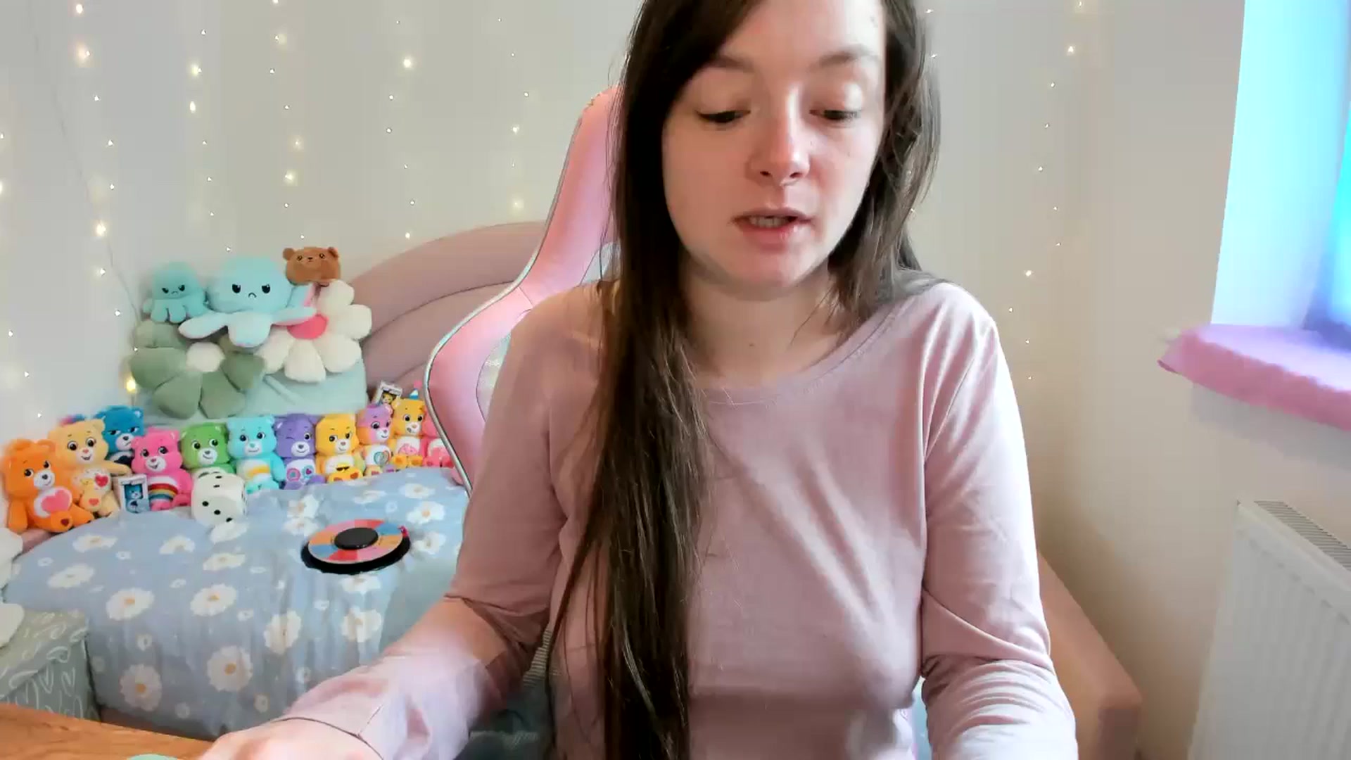 Gallery image thumbnail from JessieBear_'s myfreecams stream on, 10/21/2024, 17:00 image 3 of 20