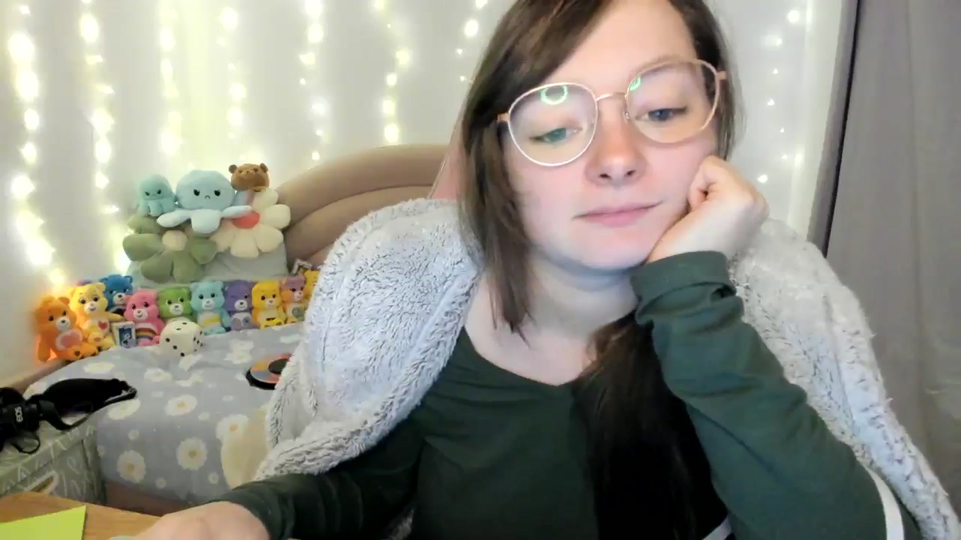 Gallery image thumbnail from JessieBear_'s myfreecams stream on, 10/24/2024, 17:18 image 5 of 20