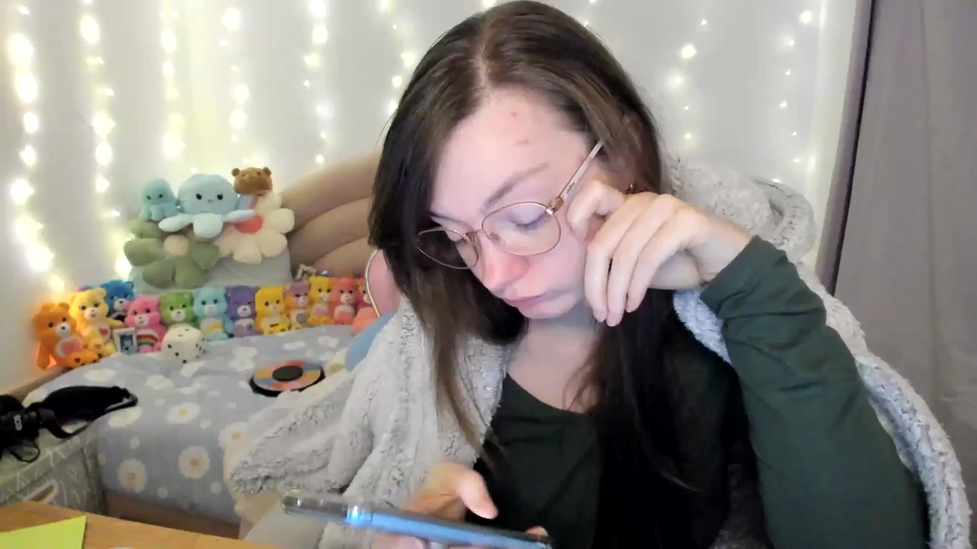 Gallery image thumbnail from JessieBear_'s myfreecams stream on, 10/24/2024, 17:18 image 6 of 20