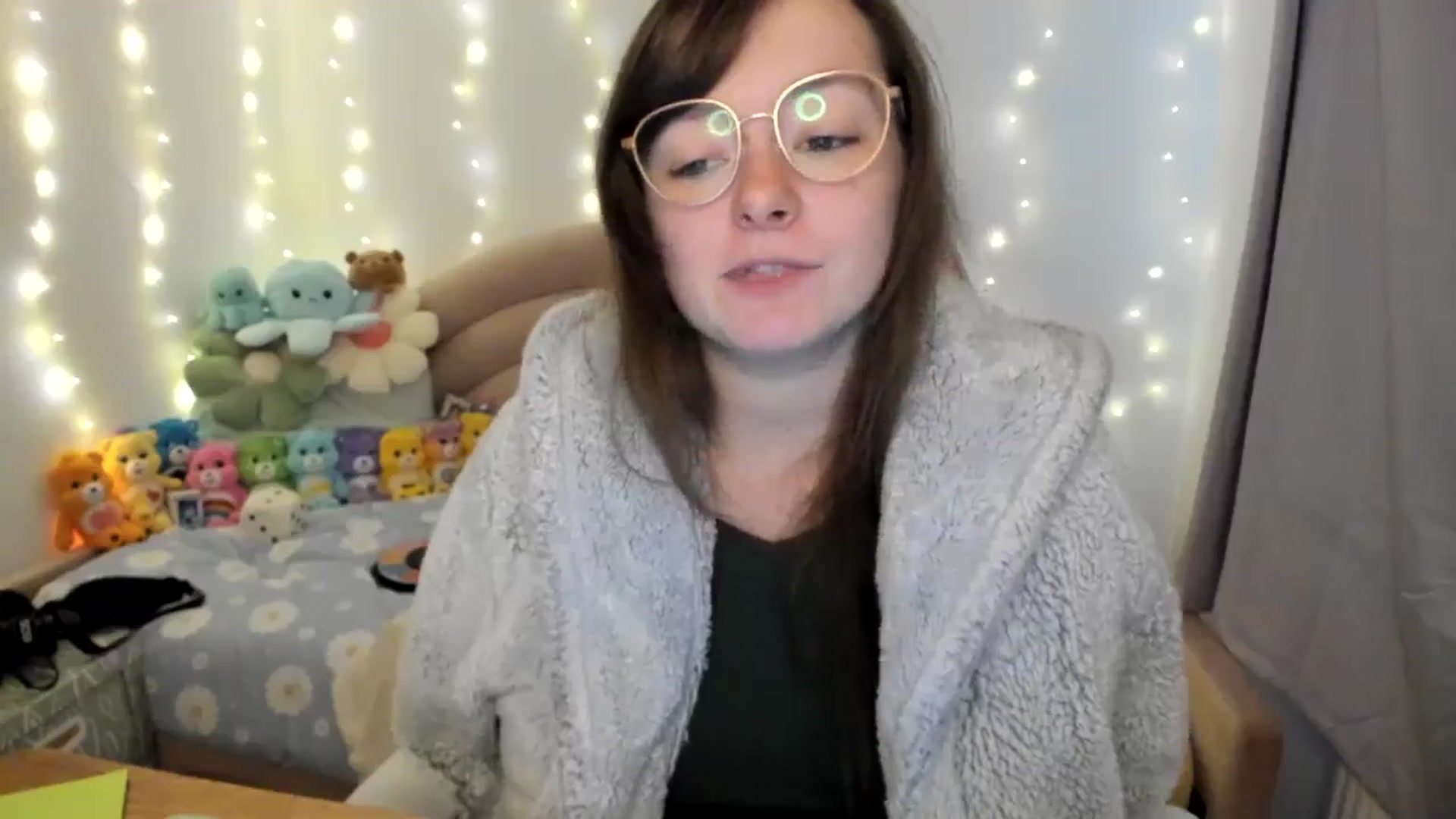Gallery image thumbnail from JessieBear_'s myfreecams stream on, 10/24/2024, 17:18 image 2 of 20