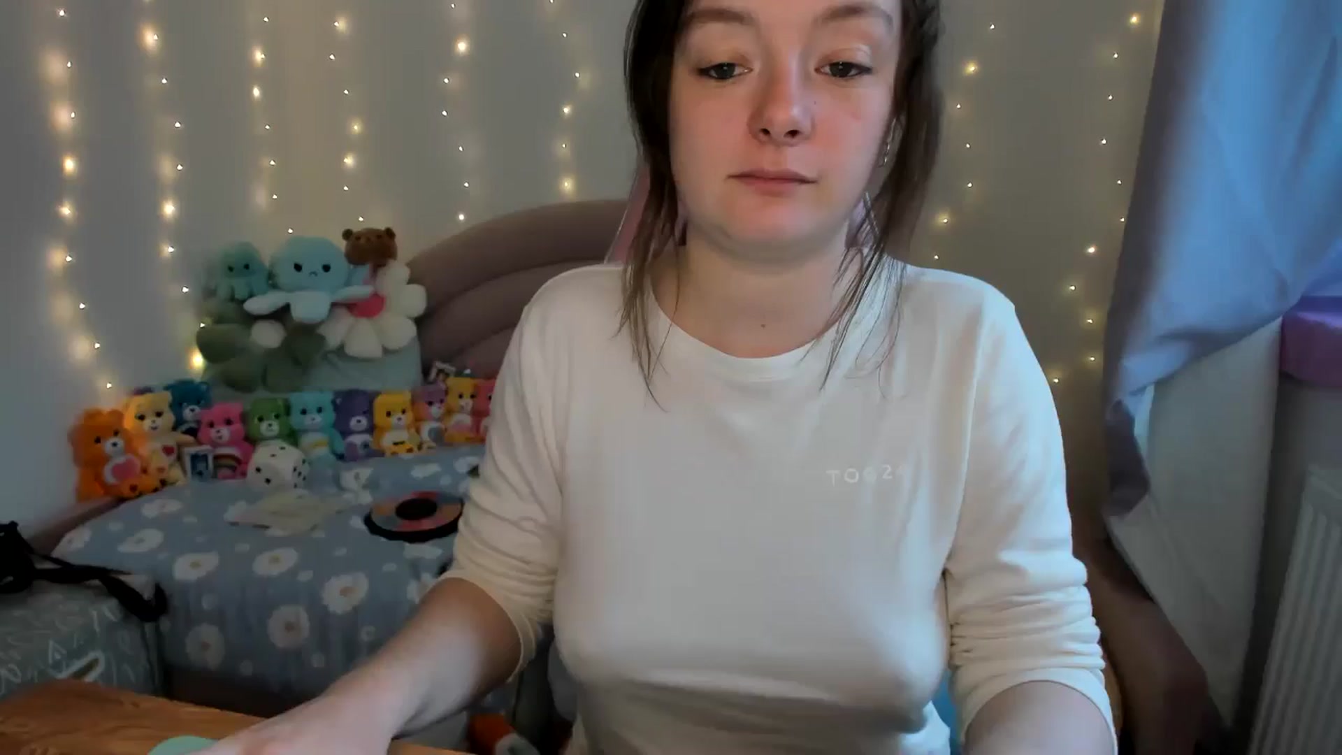 Gallery image thumbnail from JessieBear_'s myfreecams stream on, 10/28/2024, 16:10 image 18 of 20