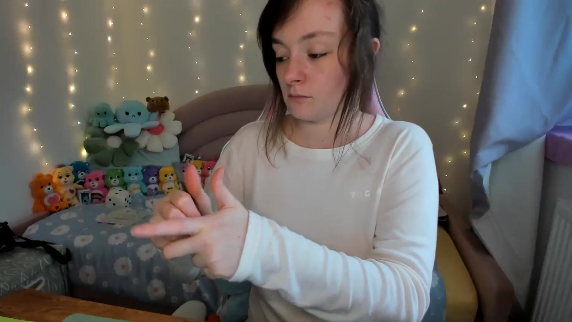 Gallery image thumbnail from JessieBear_'s myfreecams stream on, 10/28/2024, 16:10 image 5 of 20