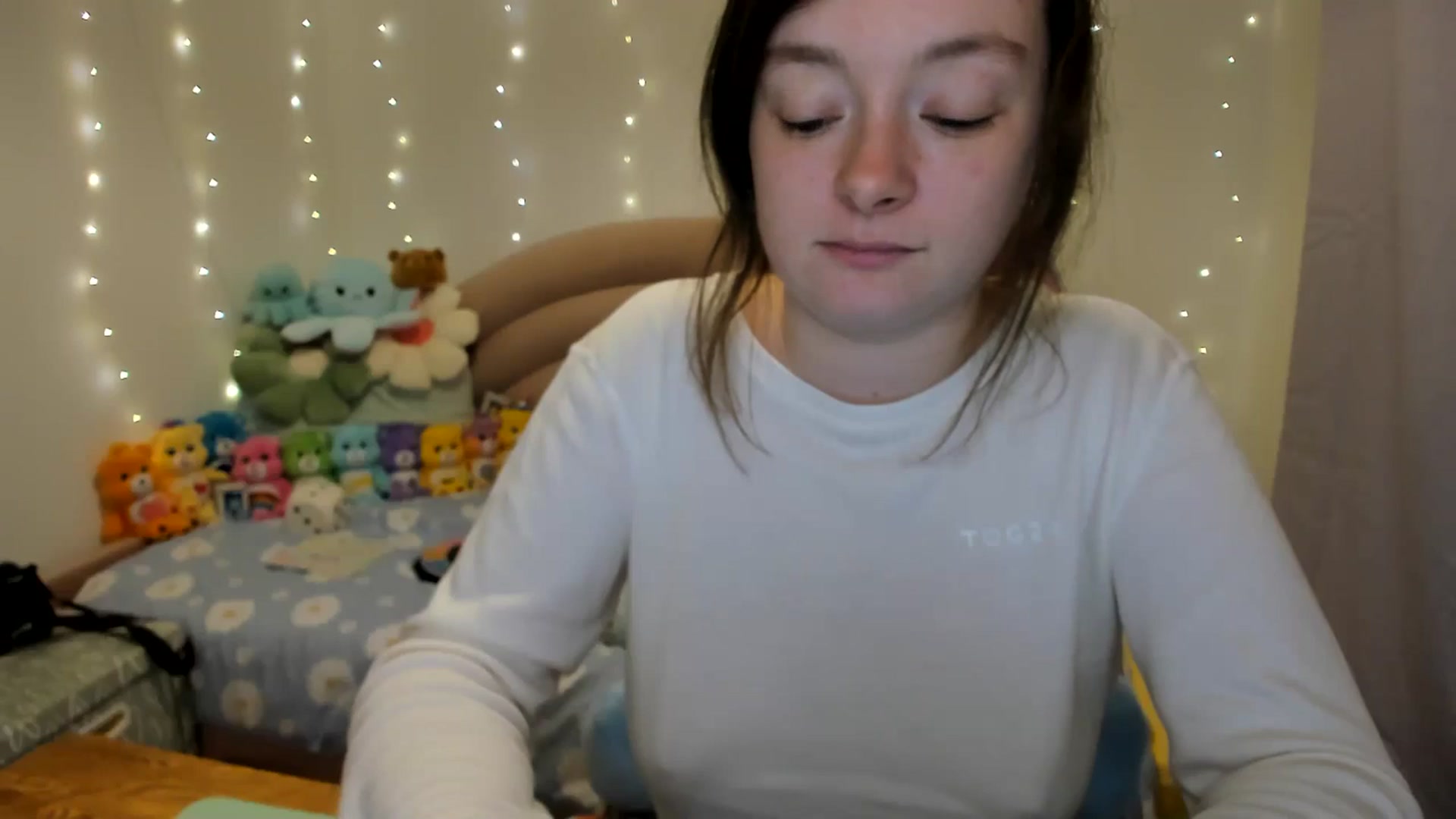 Gallery image thumbnail from JessieBear_'s myfreecams stream on, 10/28/2024, 16:41 image 9 of 20