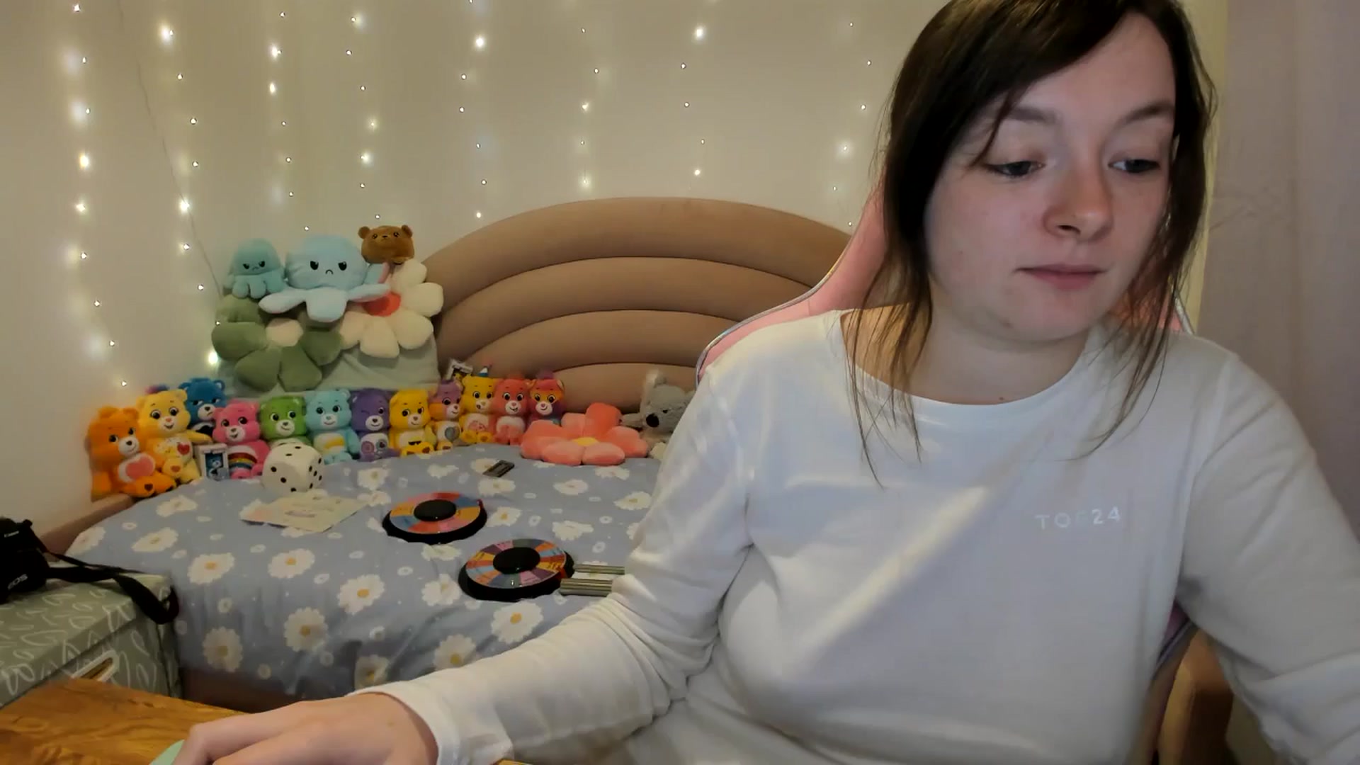 Gallery image thumbnail from JessieBear_'s myfreecams stream on, 10/28/2024, 17:02 image 5 of 20