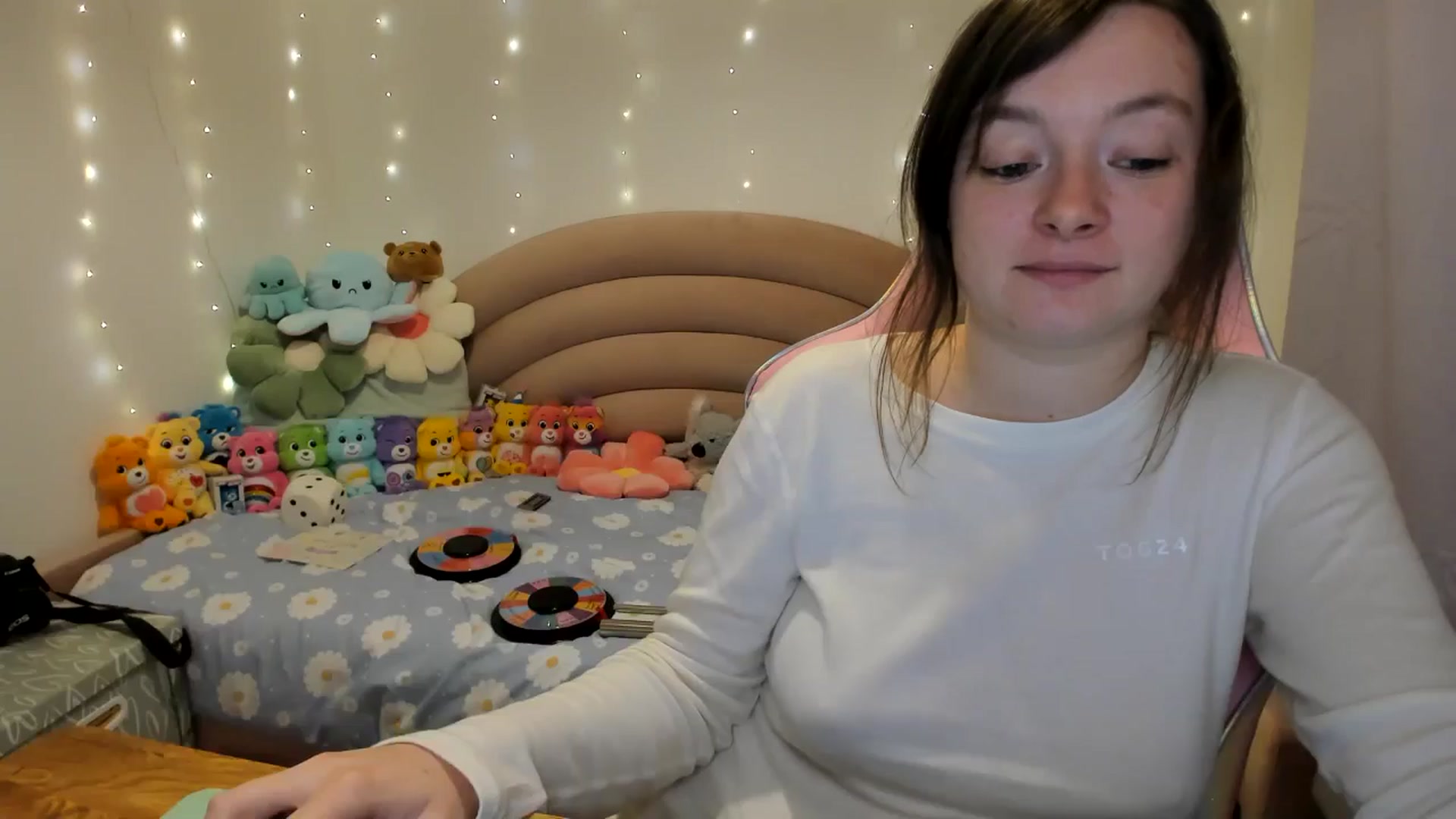 Gallery image thumbnail from JessieBear_'s myfreecams stream on, 10/28/2024, 17:02 image 8 of 20