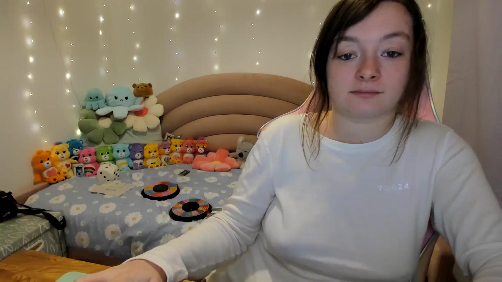 Gallery image thumbnail from JessieBear_'s myfreecams stream on, 10/28/2024, 17:02 image 7 of 20
