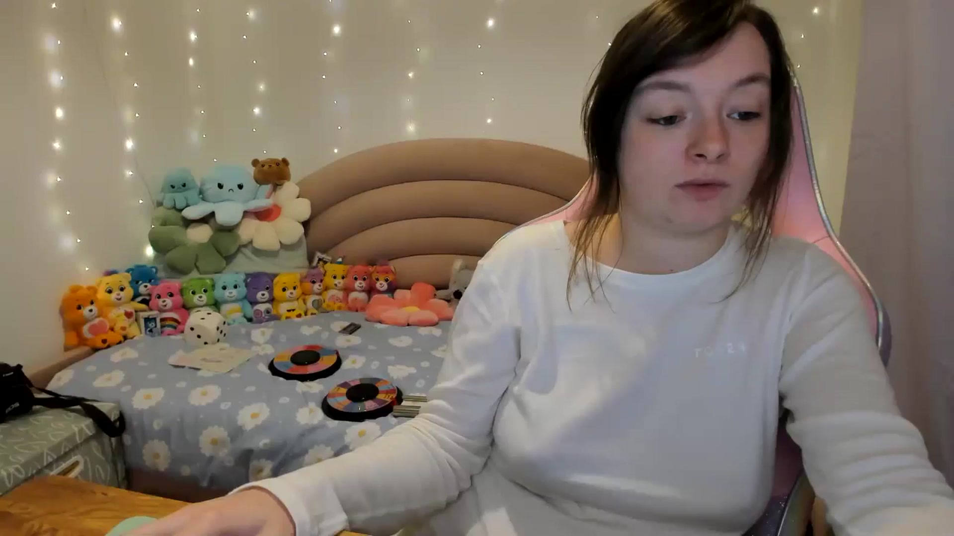 Gallery image thumbnail from JessieBear_'s myfreecams stream on, 10/28/2024, 17:02 image 16 of 20