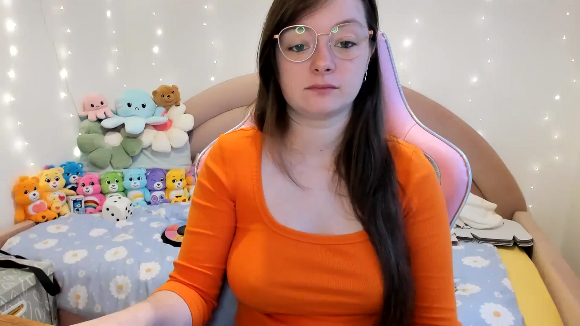 Gallery image thumbnail from JessieBear_'s myfreecams stream on, 10/31/2024, 15:52 image 17 of 20