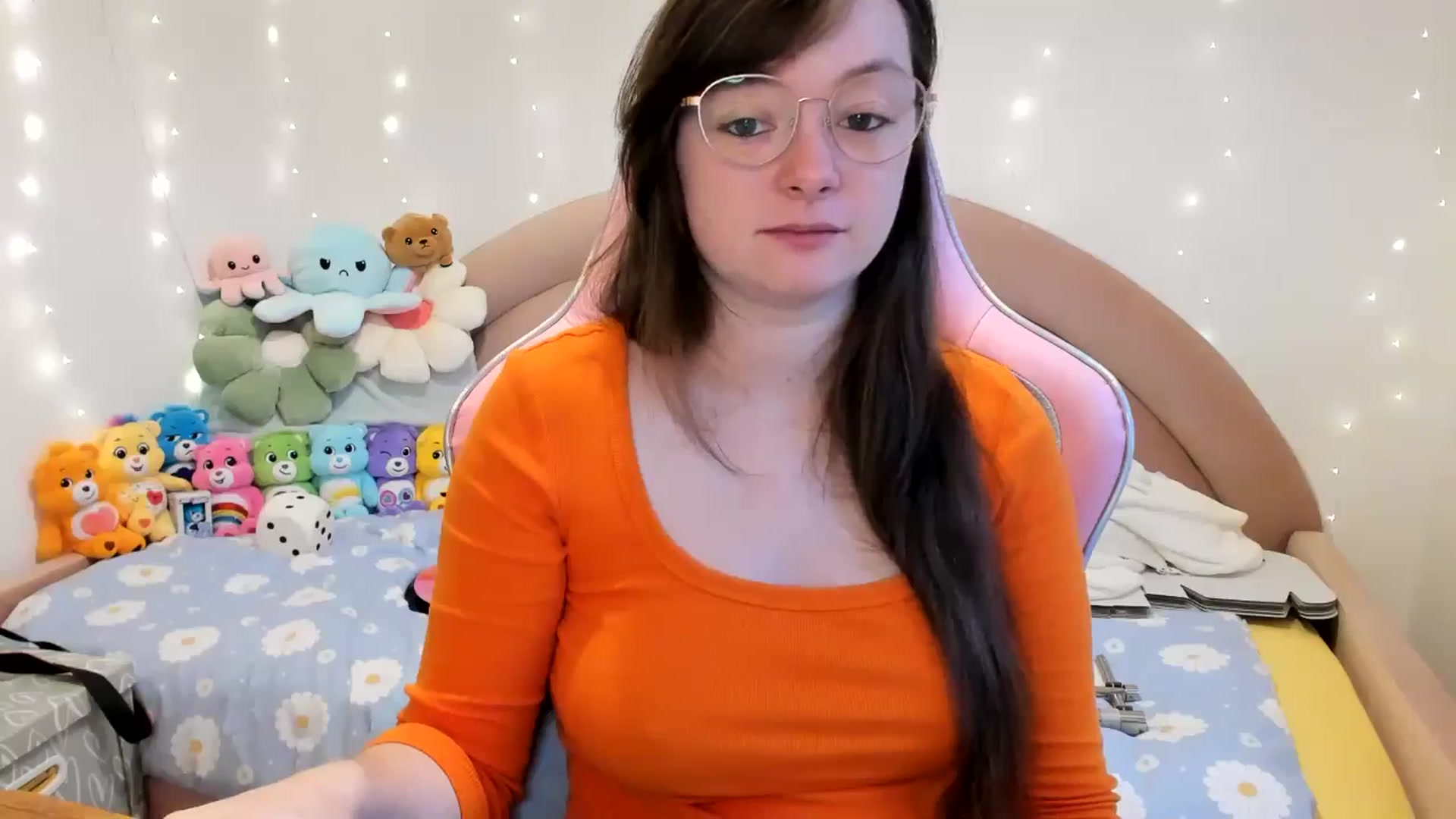 Gallery image thumbnail from JessieBear_'s myfreecams stream on, 10/31/2024, 15:52 image 18 of 20
