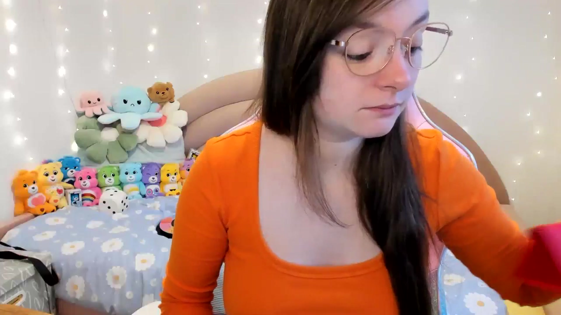 Gallery image thumbnail from JessieBear_'s myfreecams stream on, 10/31/2024, 15:52 image 9 of 20