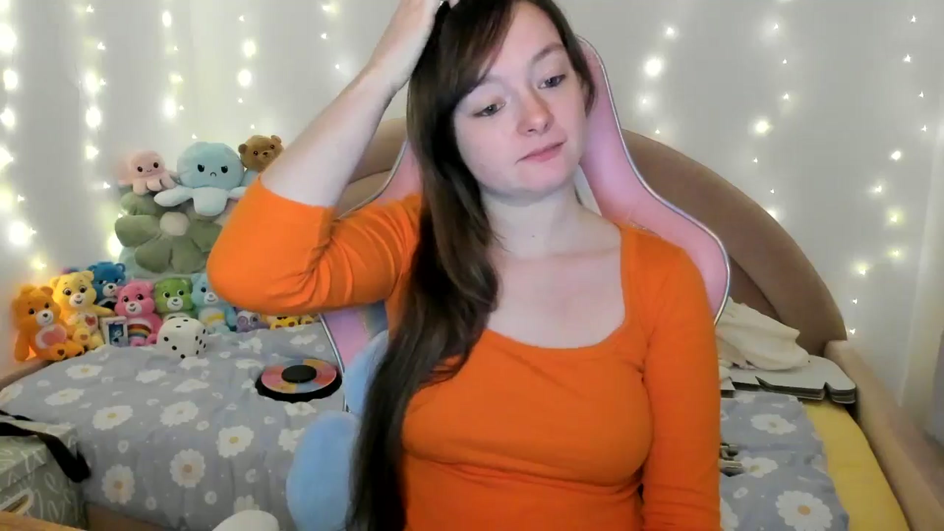 Gallery image thumbnail from JessieBear_'s myfreecams stream on, 10/31/2024, 18:13 image 7 of 20