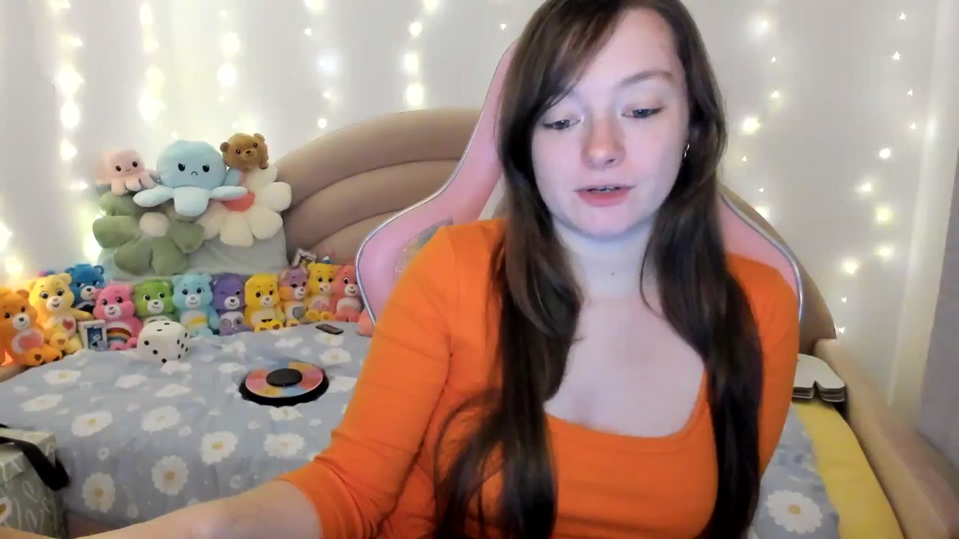 Gallery image thumbnail from JessieBear_'s myfreecams stream on, 10/31/2024, 18:13 image 16 of 20