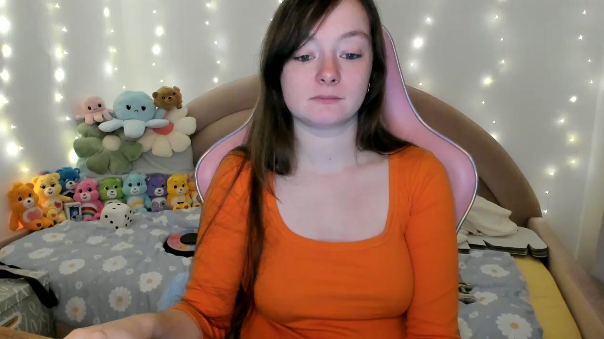 Gallery image thumbnail from JessieBear_'s myfreecams stream on, 10/31/2024, 18:13 image 15 of 20