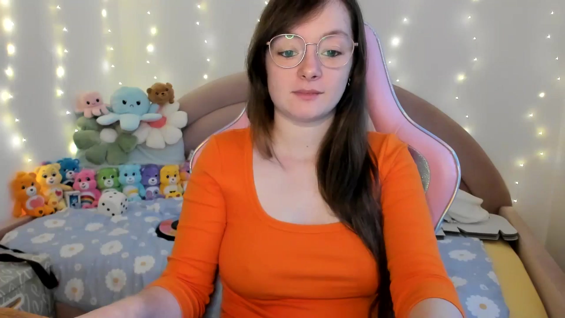 Gallery image thumbnail from JessieBear_'s myfreecams stream on, 10/31/2024, 18:13 image 2 of 20