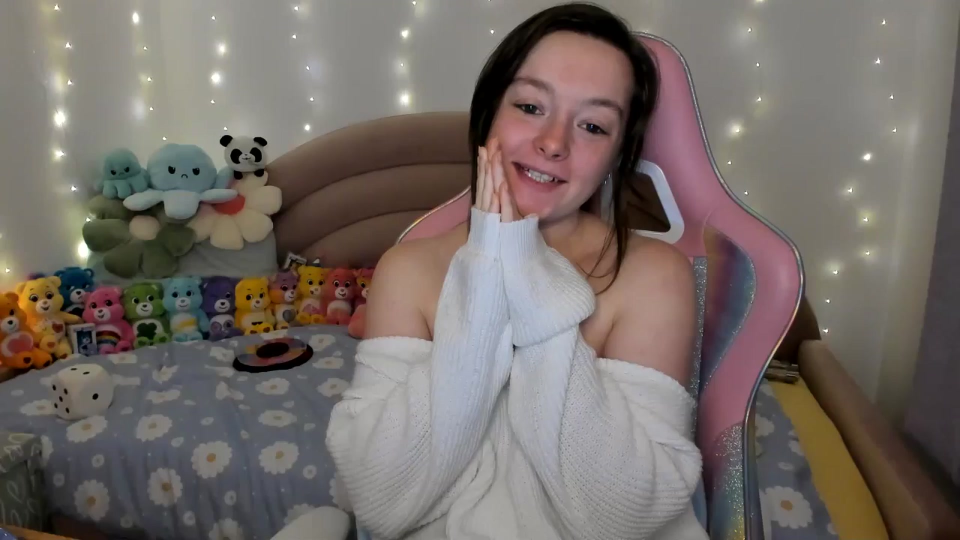 Gallery image thumbnail from JessieBear_'s myfreecams stream on, 11/05/2024, 18:11 image 20 of 20