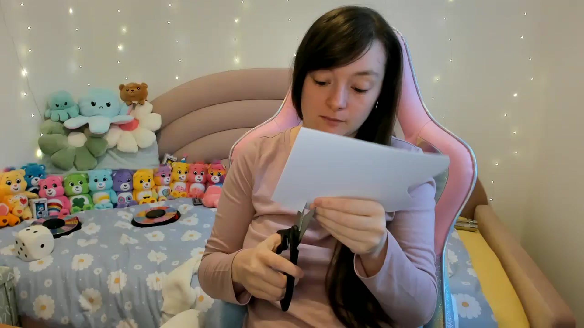 Gallery image thumbnail from JessieBear_'s myfreecams stream on, 11/07/2024, 18:18 image 1 of 20