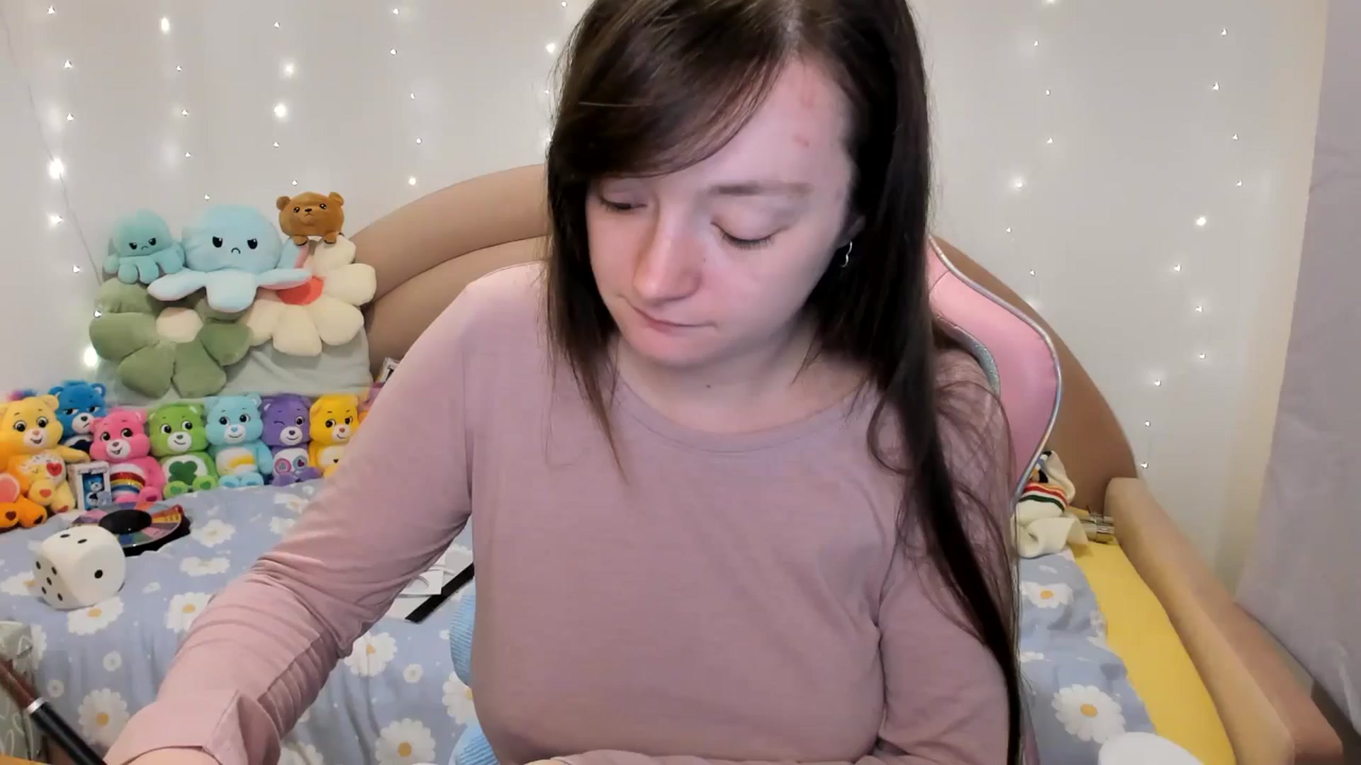 Gallery image thumbnail from JessieBear_'s myfreecams stream on, 11/07/2024, 18:18 image 8 of 20