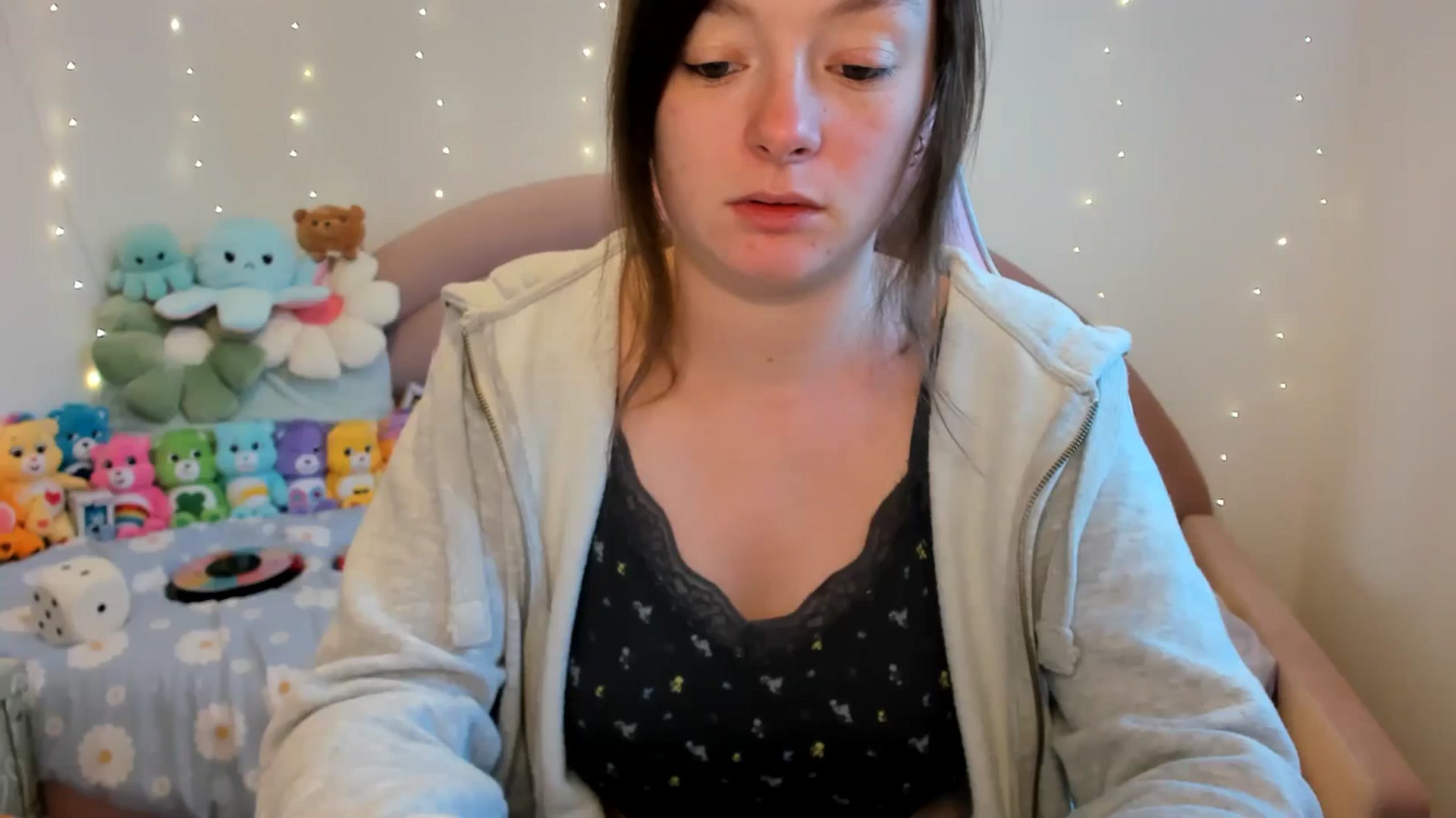 Gallery image thumbnail from JessieBear_'s myfreecams stream on, 11/11/2024, 16:24 image 3 of 20
