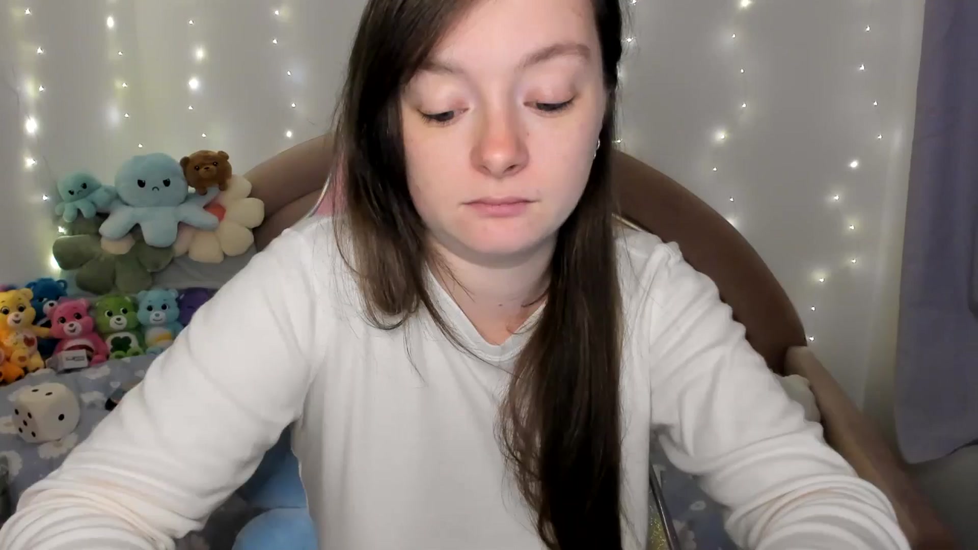Gallery image thumbnail from JessieBear_'s myfreecams stream on, 11/18/2024, 17:27 image 13 of 20