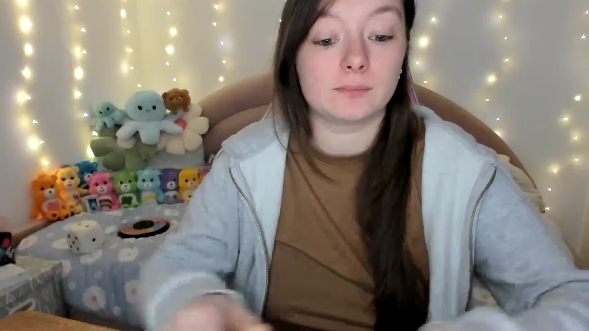 Gallery image thumbnail from JessieBear_'s myfreecams stream on, 11/21/2024, 17:48 image 4 of 20
