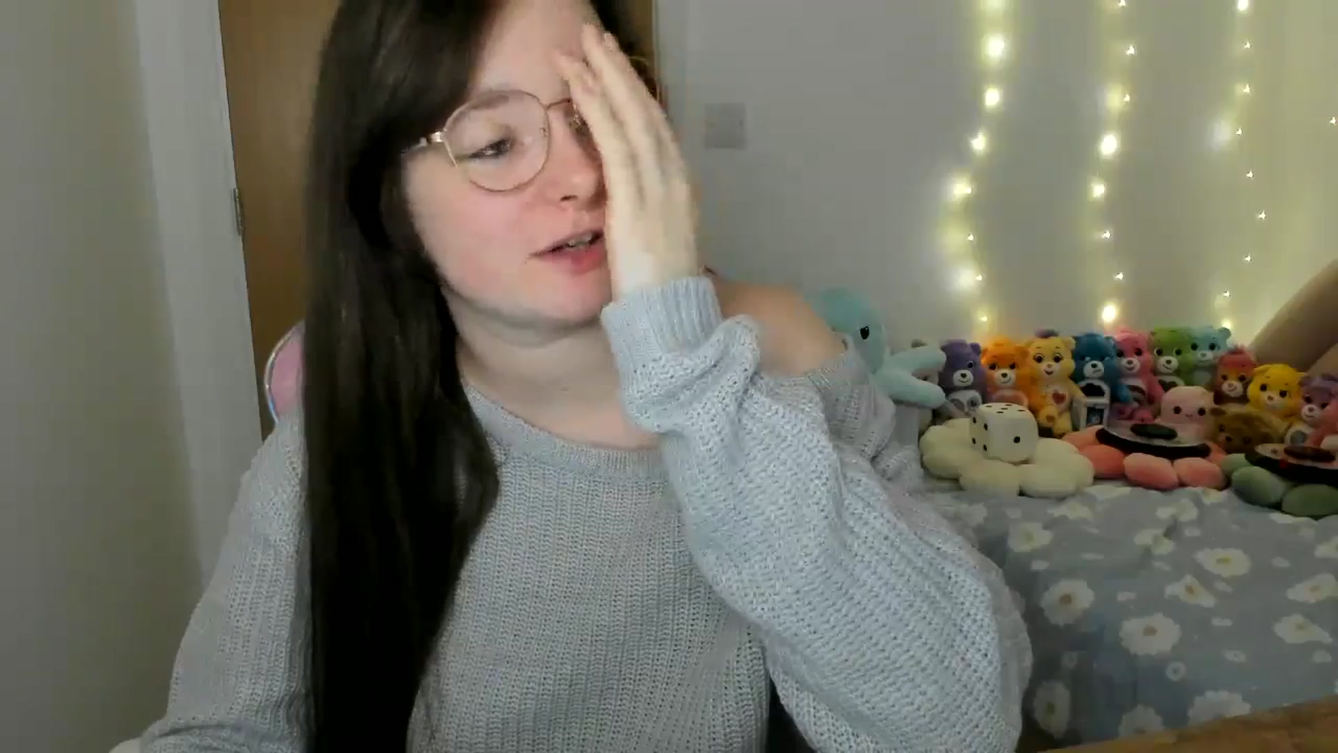 Gallery image thumbnail from JessieBear_'s myfreecams stream on, 11/28/2024, 17:50 image 15 of 20