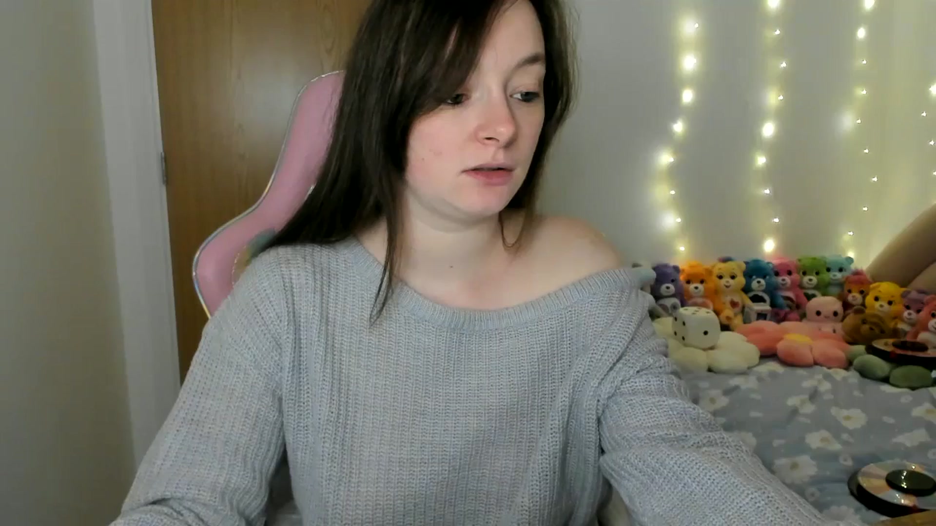 Gallery image thumbnail from JessieBear_'s myfreecams stream on, 11/28/2024, 18:07 image 11 of 20