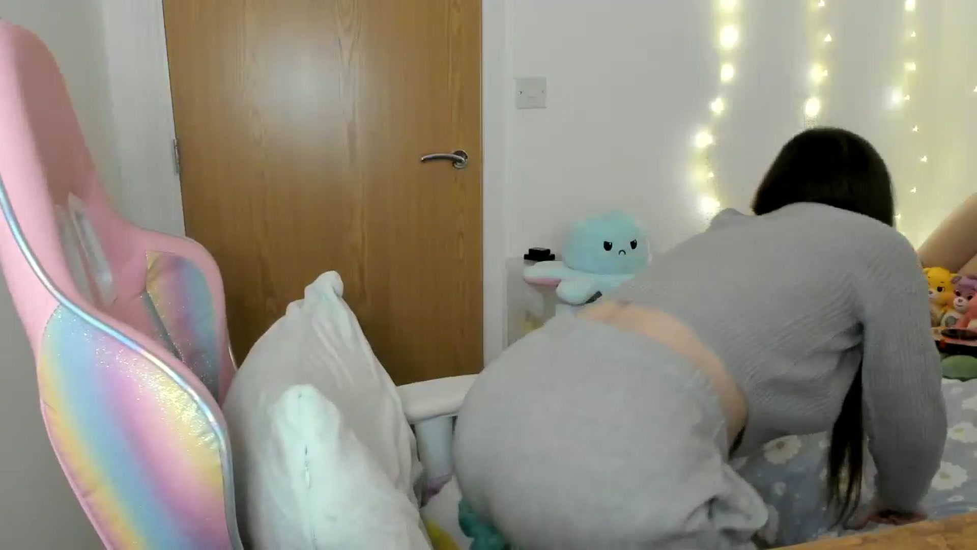 Gallery image thumbnail from JessieBear_'s myfreecams stream on, 11/28/2024, 18:07 image 5 of 20