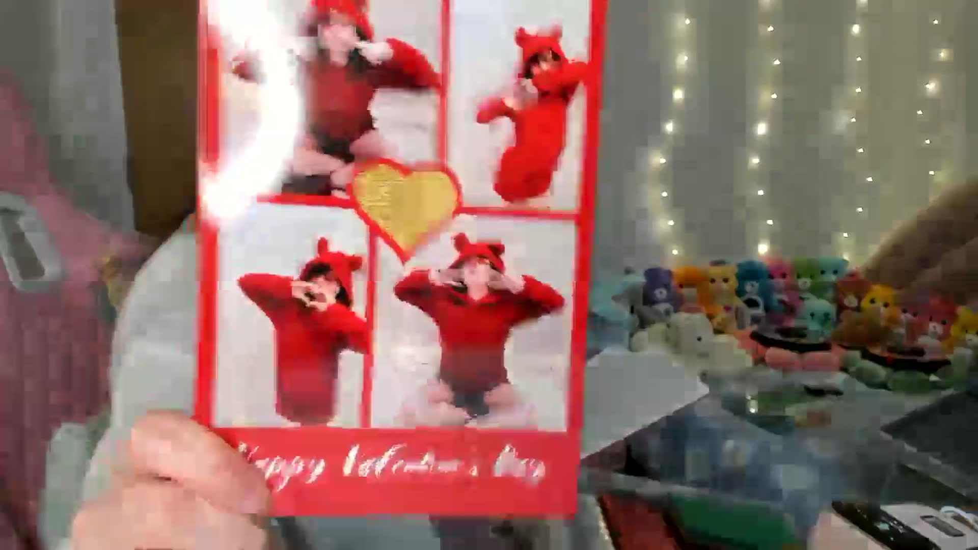 Gallery image thumbnail from JessieBear_'s myfreecams stream on, 12/02/2024, 15:35 image 14 of 20