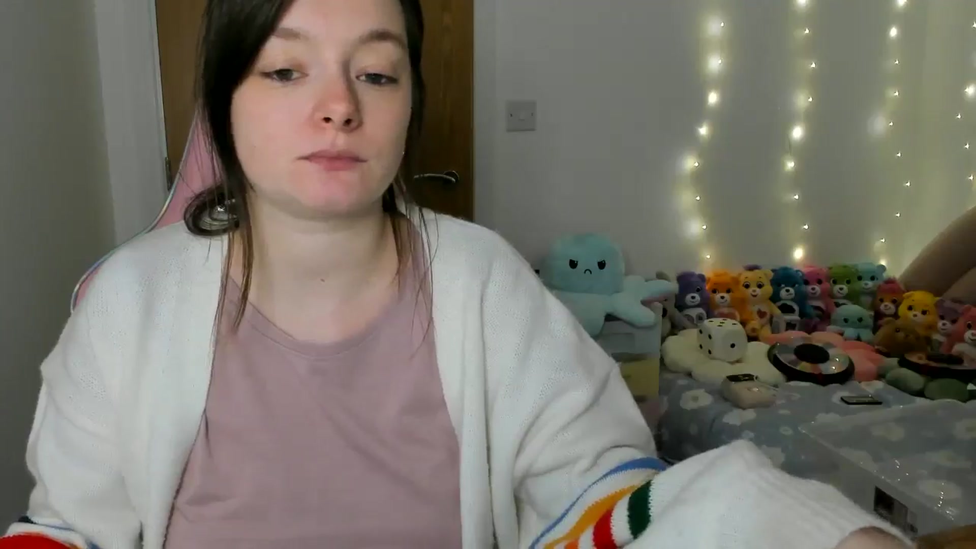 Gallery image thumbnail from JessieBear_'s myfreecams stream on, 12/02/2024, 18:03 image 10 of 20