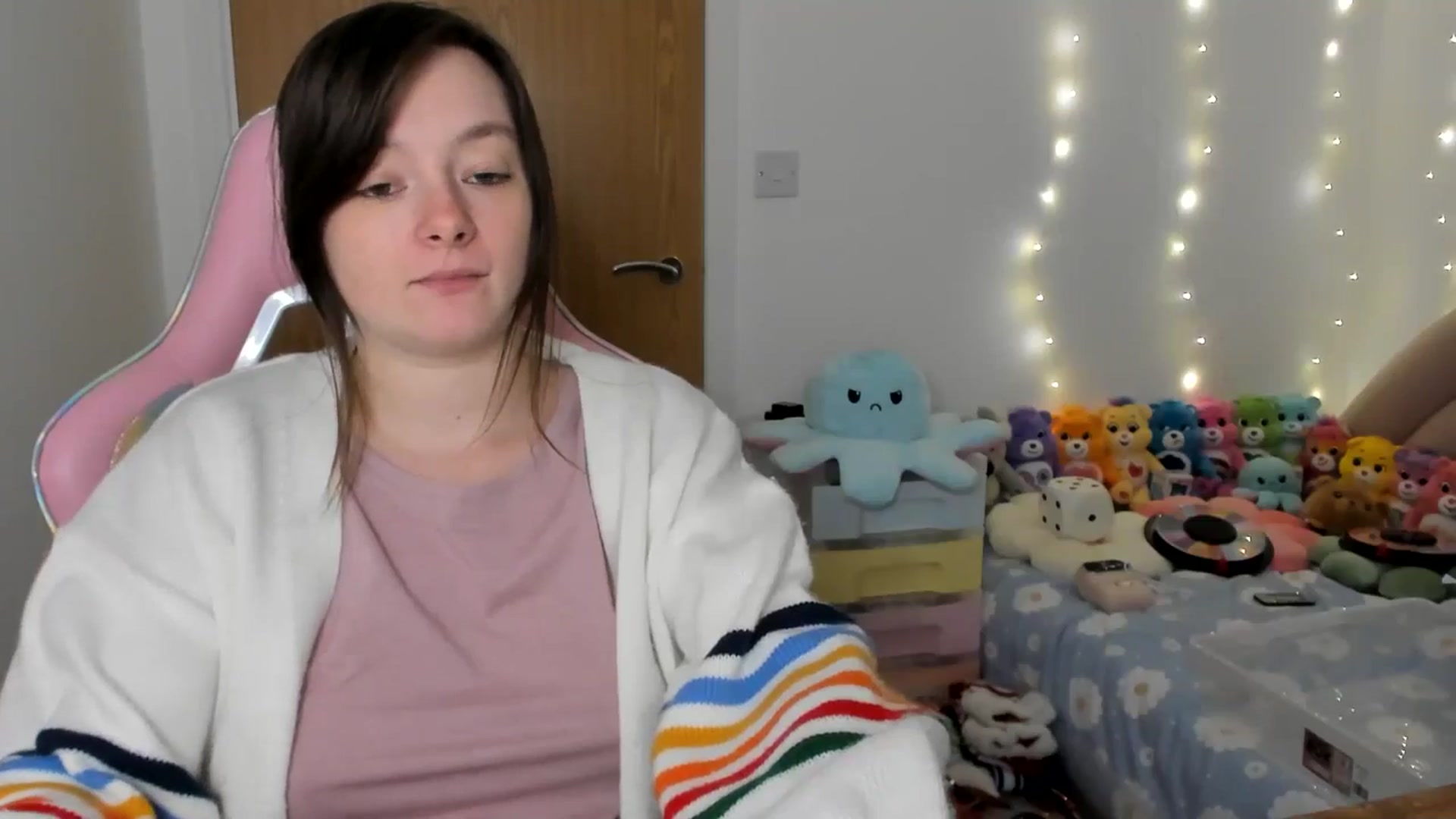 Gallery image thumbnail from JessieBear_'s myfreecams stream on, 12/02/2024, 18:03 image 2 of 20