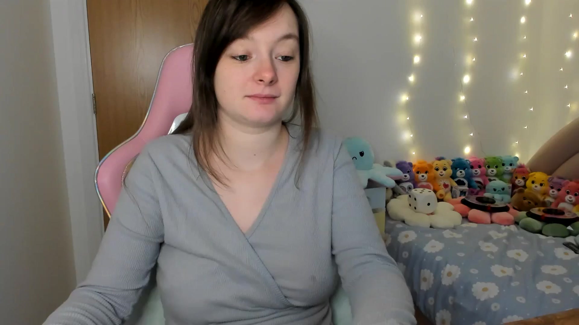 Gallery image thumbnail from JessieBear_'s myfreecams stream on, 12/05/2024, 15:30 image 1 of 20