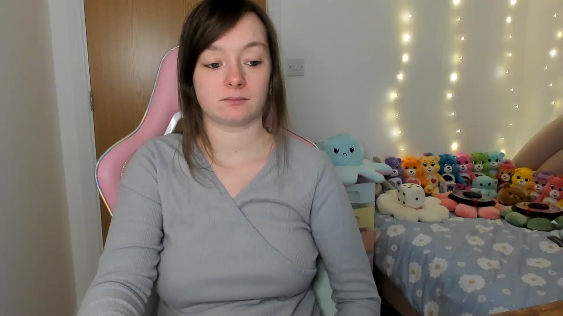 Gallery image thumbnail from JessieBear_'s myfreecams stream on, 12/05/2024, 15:30 image 16 of 20
