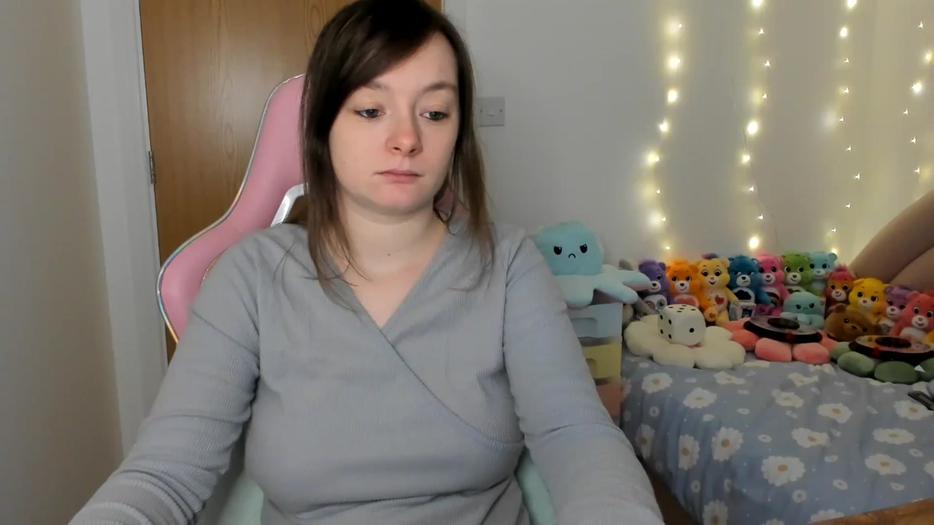 Gallery image thumbnail from JessieBear_'s myfreecams stream on, 12/05/2024, 15:30 image 17 of 20